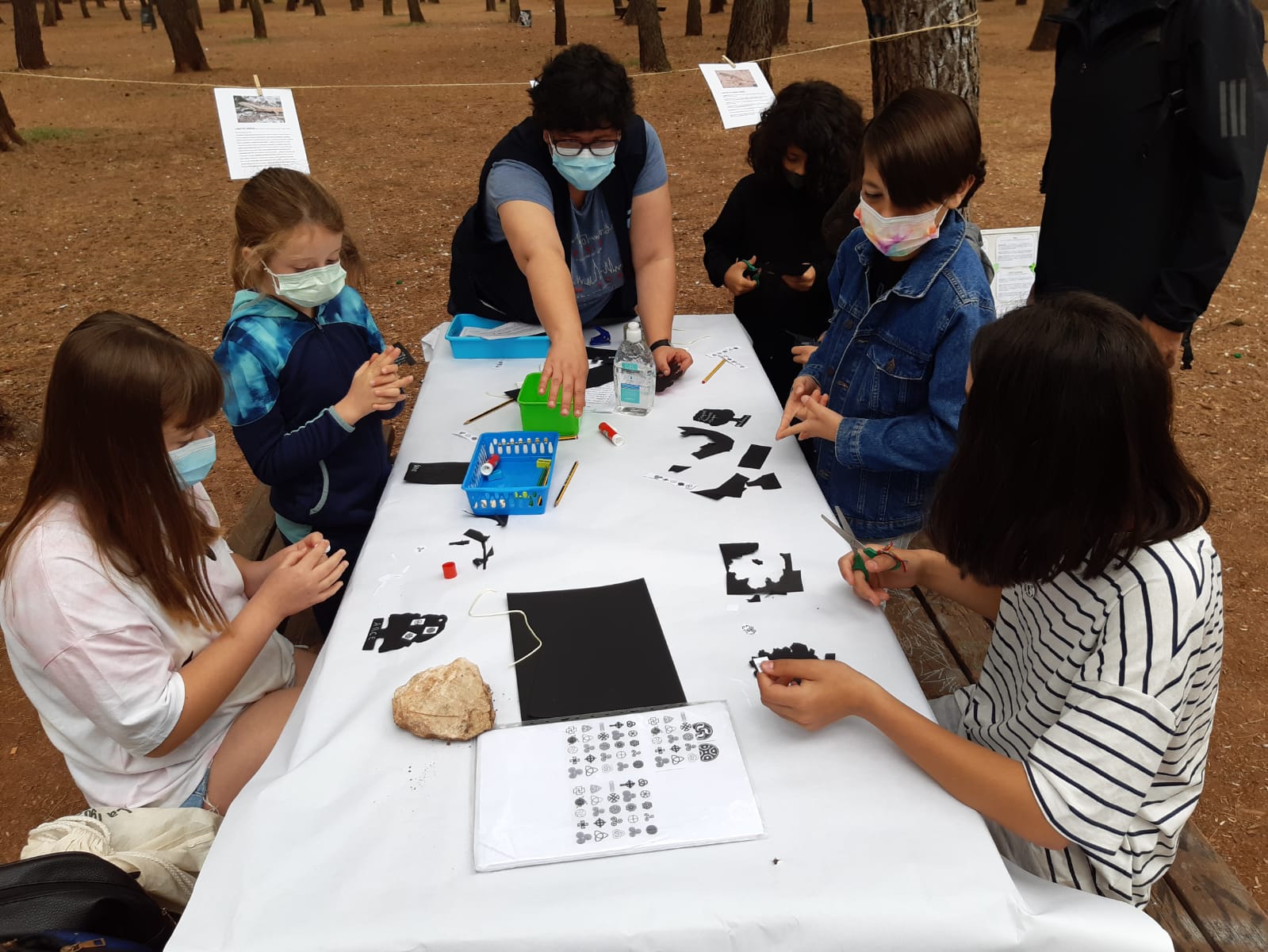 Actividades familiares en el Parque Alces para fomentar el respeto y la protección del medio ambiente