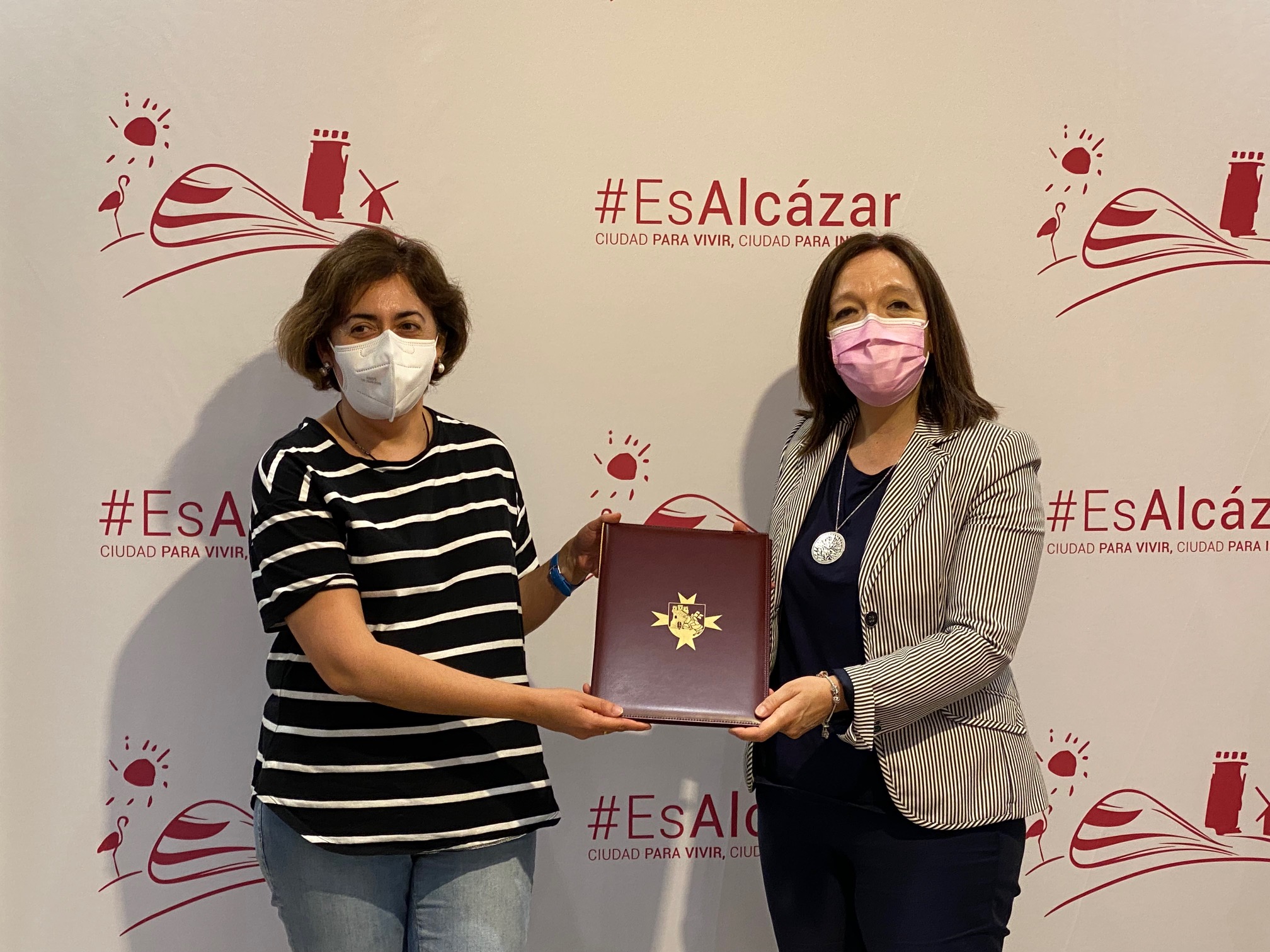 El ayuntamiento renueva su convenio de colaboración con Cruz Roja