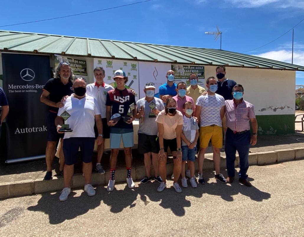 50 jugadores participaron en el VIII Torneo de Golf “Costaleros del Resucitado”, Memorial José Mª Santos Castillo