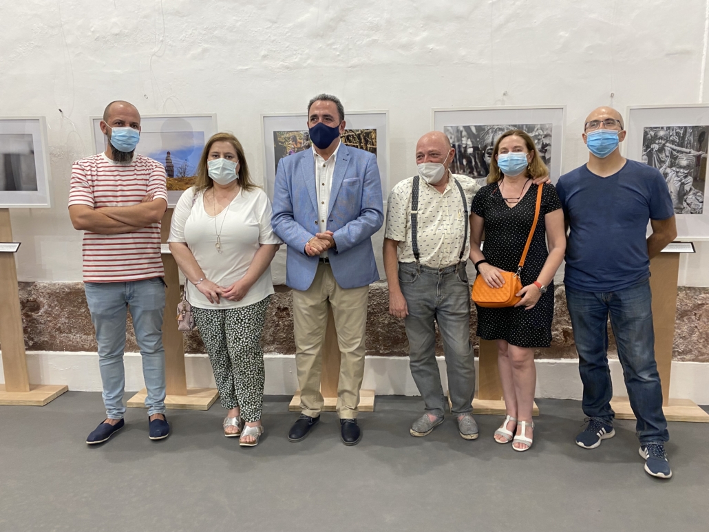 Inaugurada la exposición itinerante de la UNED “Mujeres de Etiopía”