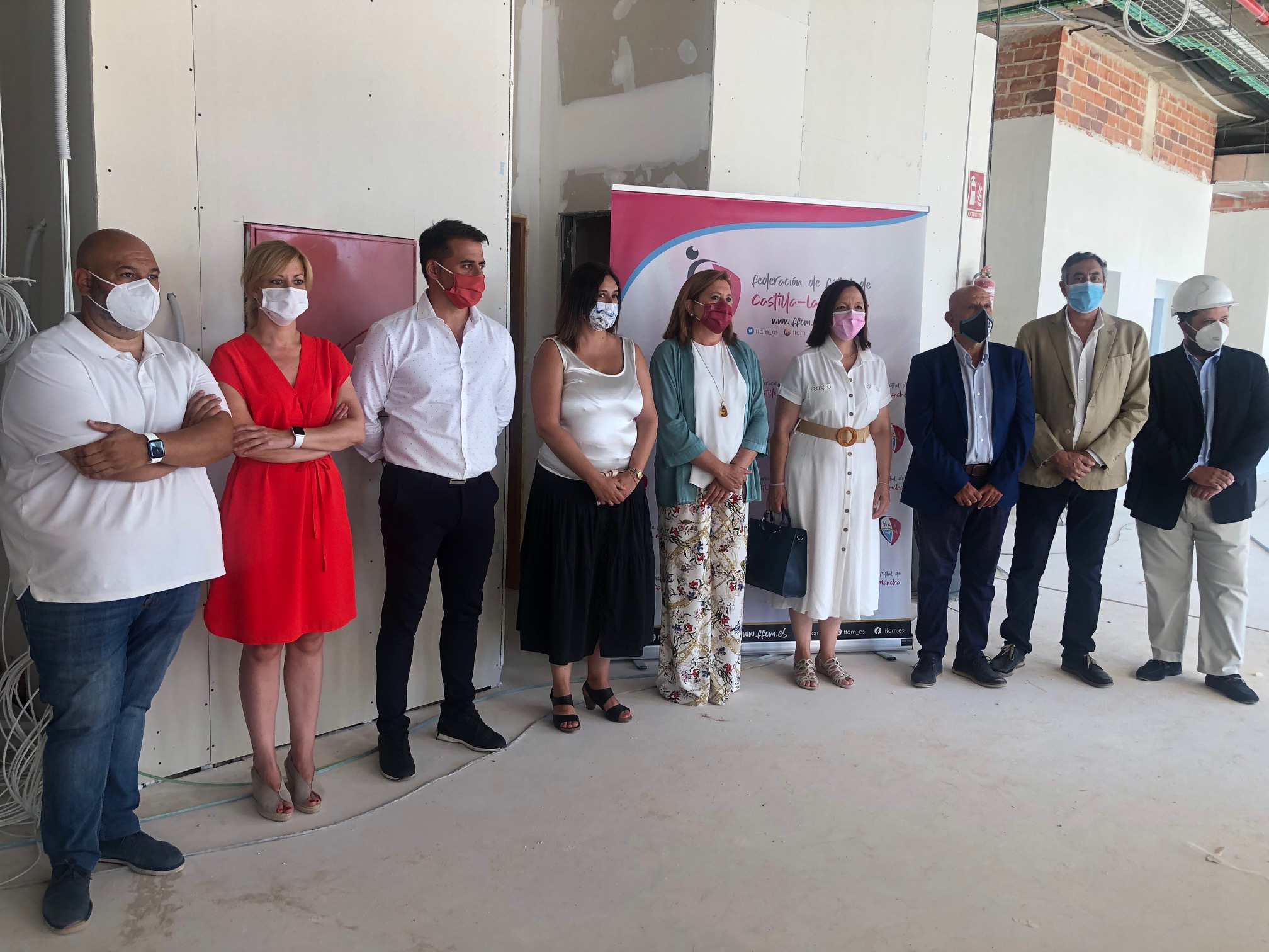 La consejera de Educación, Cultura y Deportes visita las obras de la Residencia de Deportistas que estará terminada a principios de 2022