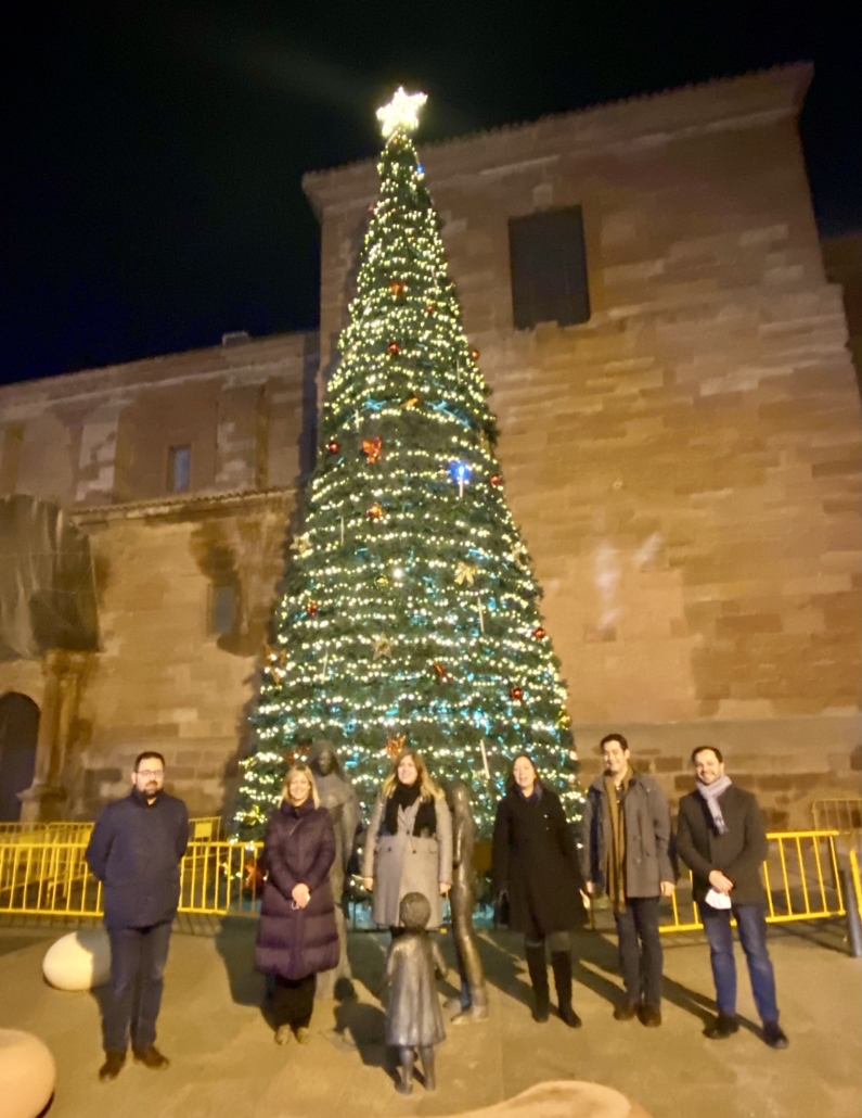 Alcázar enciende las luces de la Navidad 2021