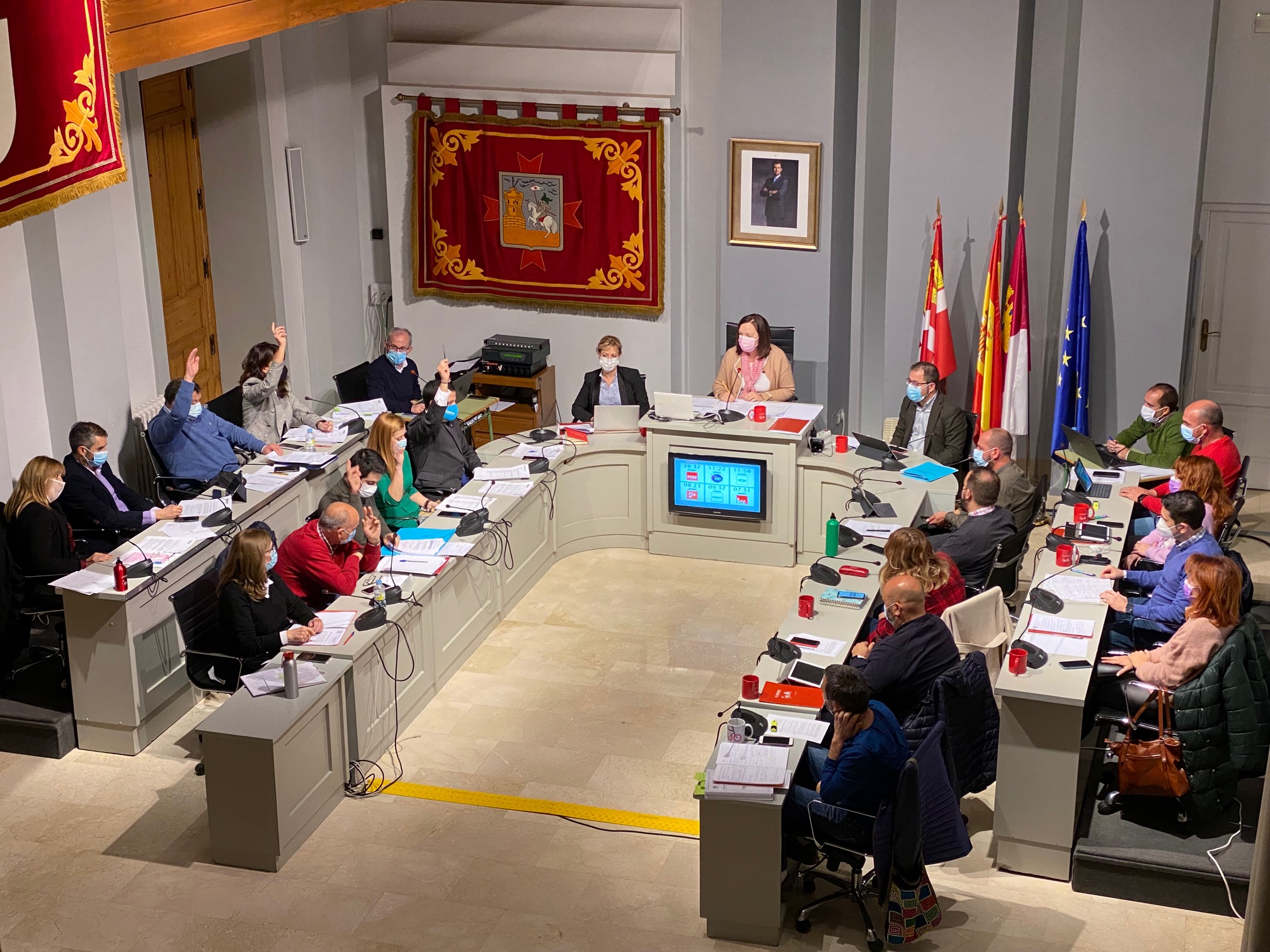 Aprobado en pleno el presupuesto del Ayuntamiento con los votos del Psoe, Iu y Equo, la abstención de Ciudadanos y los votos en contra del PP y de Vox