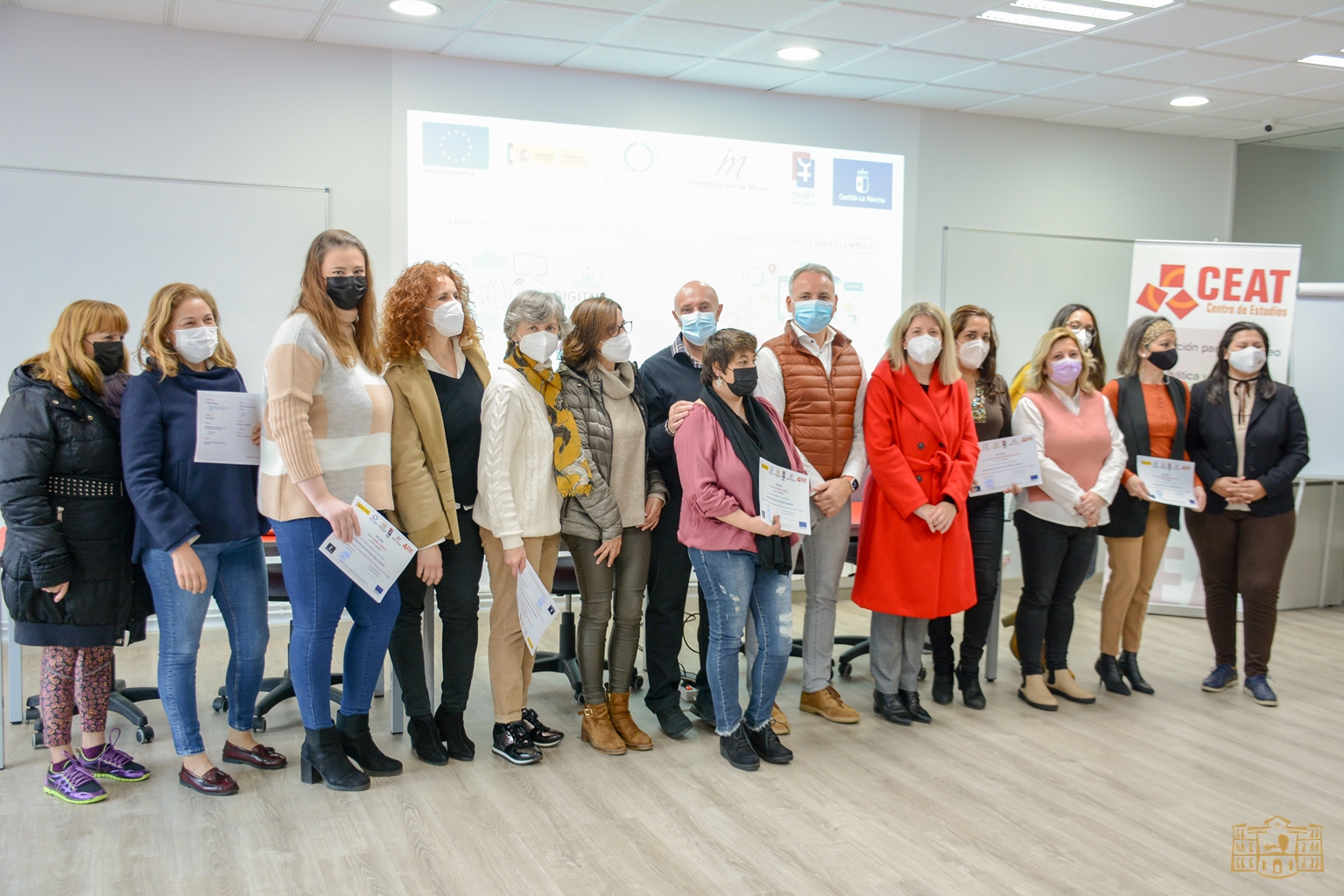 Inmaculada Jiménez clausura dos actividades programadas en el Centro de la Mujer