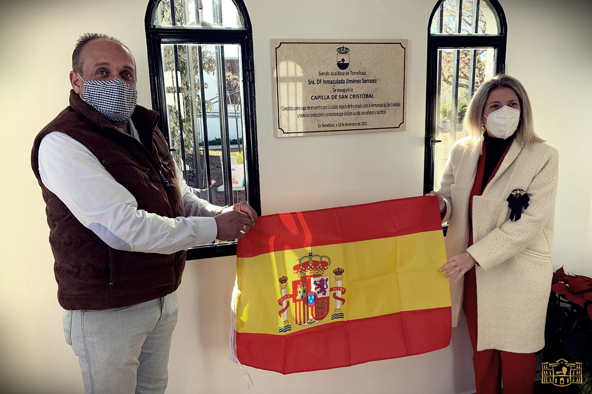 La alcaldesa inaugura la nueva ermita de San Cristóbal, patrón de los transportistas