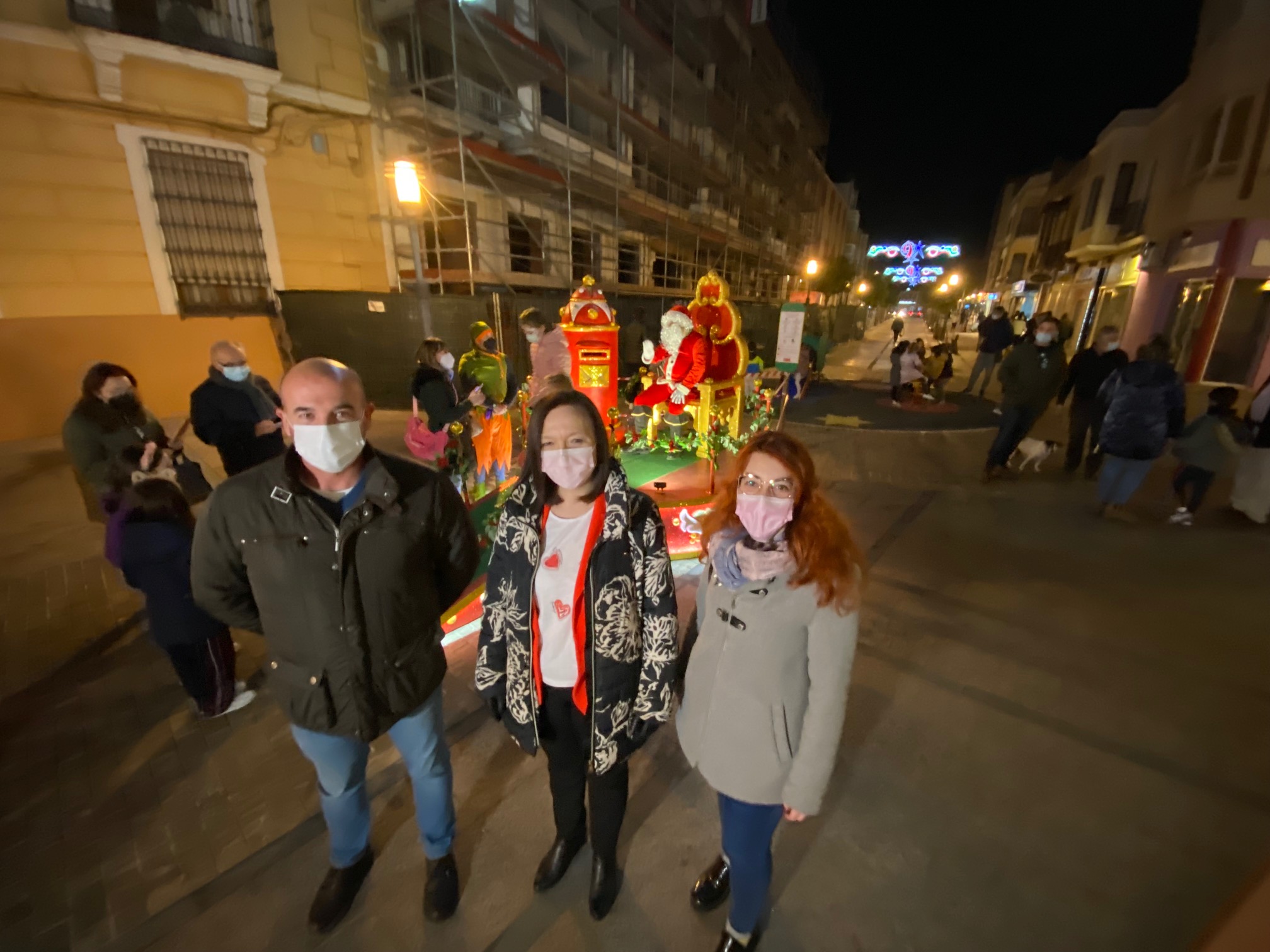 Los más pequeños pueden disfrutar en Navidad de la visita de Papá Noel en la Castelar y de los hinchables y actividades del pabellón Vicente Paniagua