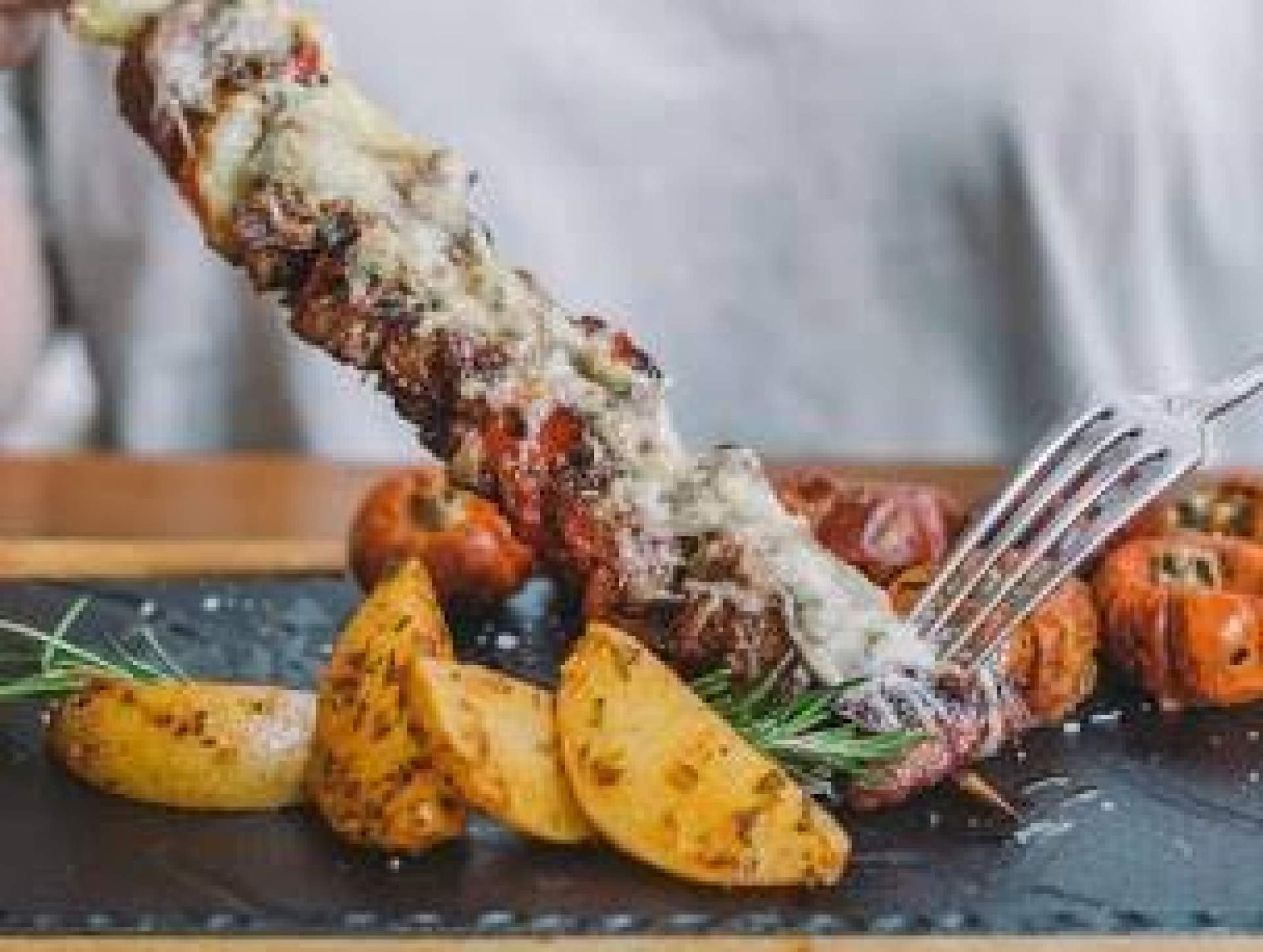 Cocina tradicional catalana a la brasa, Vic Brasería
