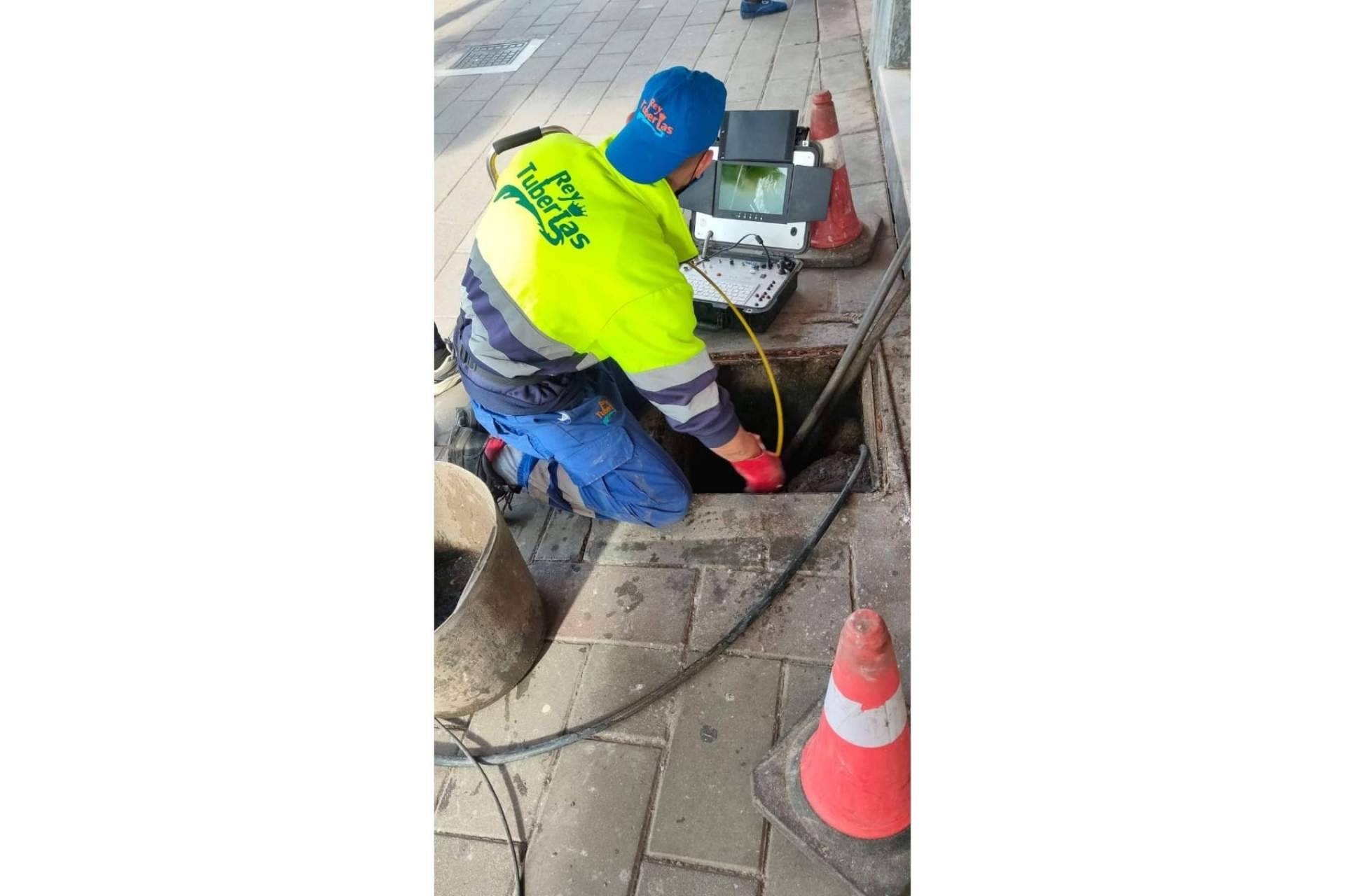 Mantener intacta la red de agua con el servicio de desatoros e inspección de tuberías de Rey Tuberías