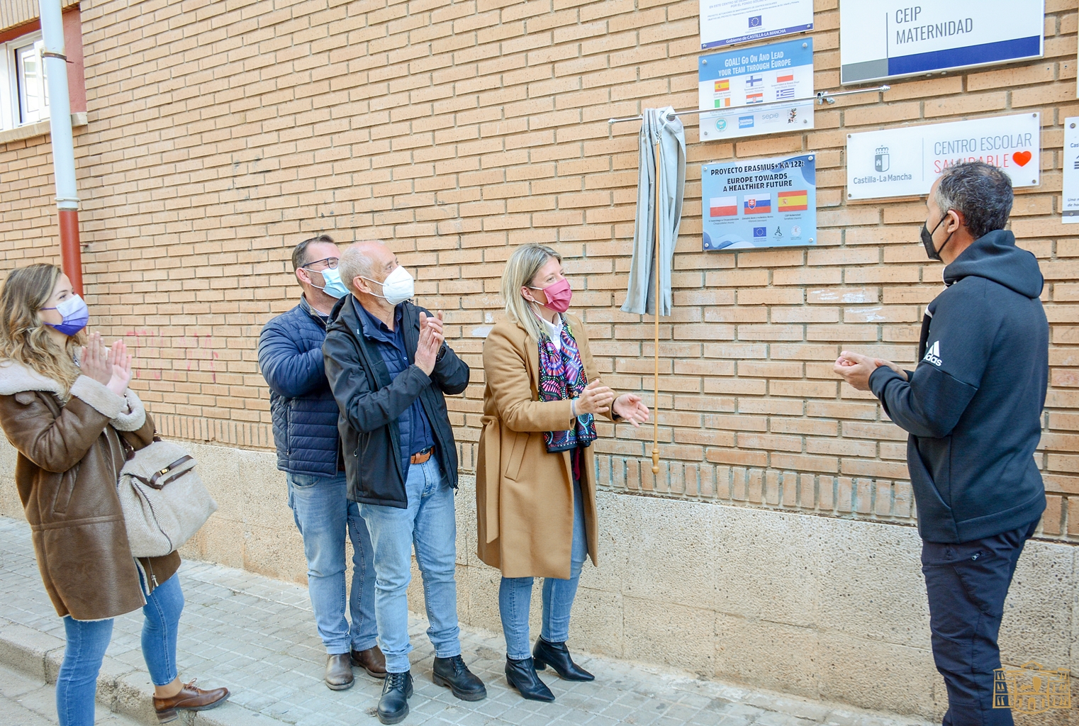 La alcaldesa participa en el acto de apertura del Erasmus+ del CEIP Maternidad