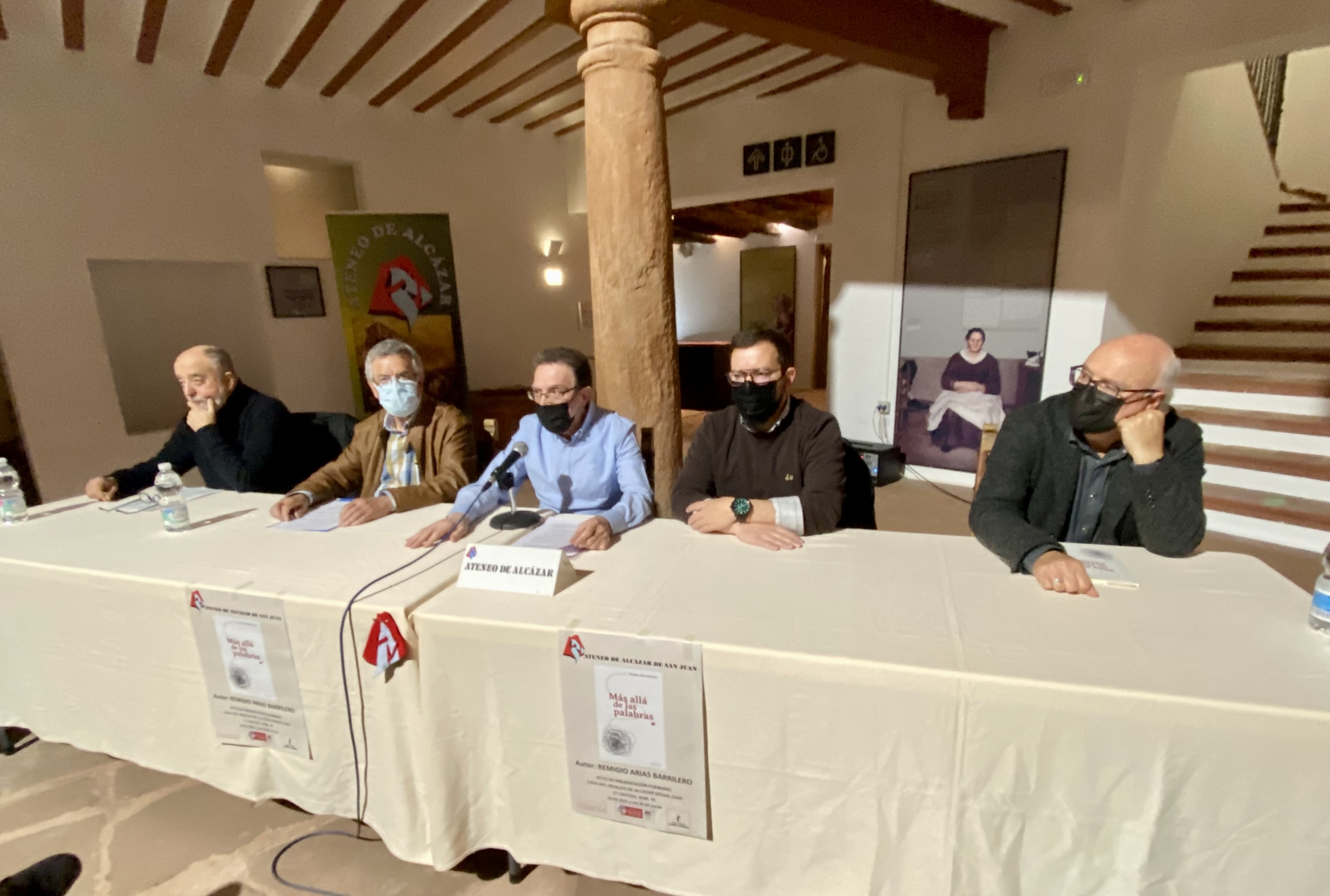 Presentación del tercer poemario de Remigio Arias “Más allá de las palabras”