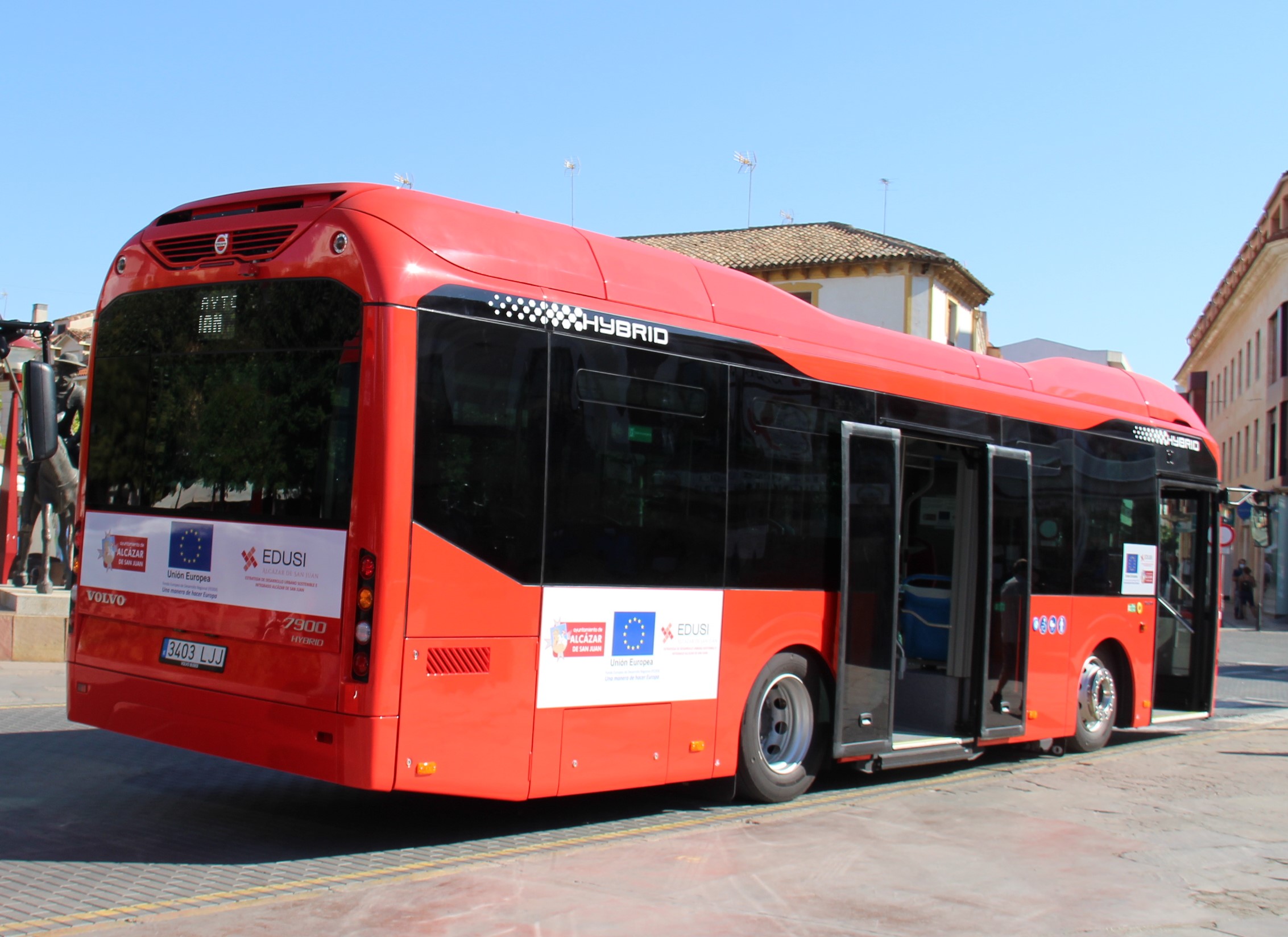 Autobuses urbanos en la Feria de los Sabores