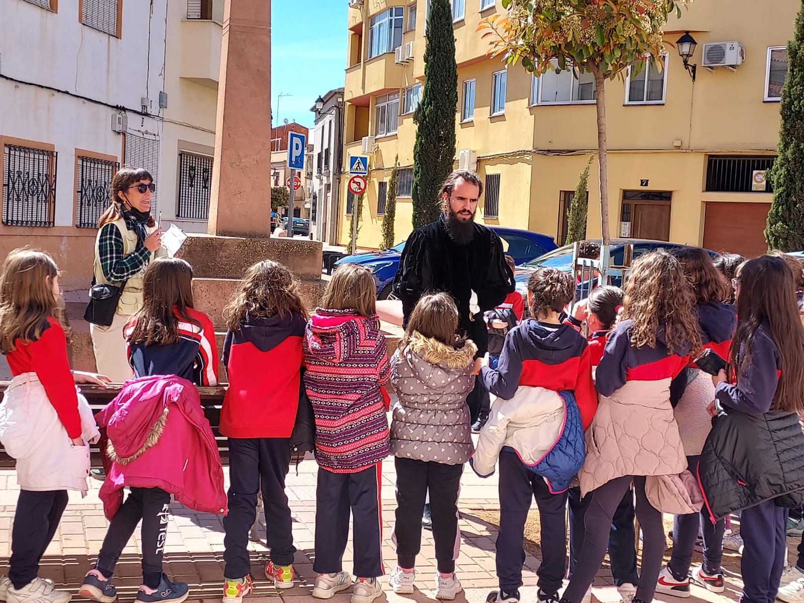 Más de 600 escolares participan en El Quijote en la calle infantil
