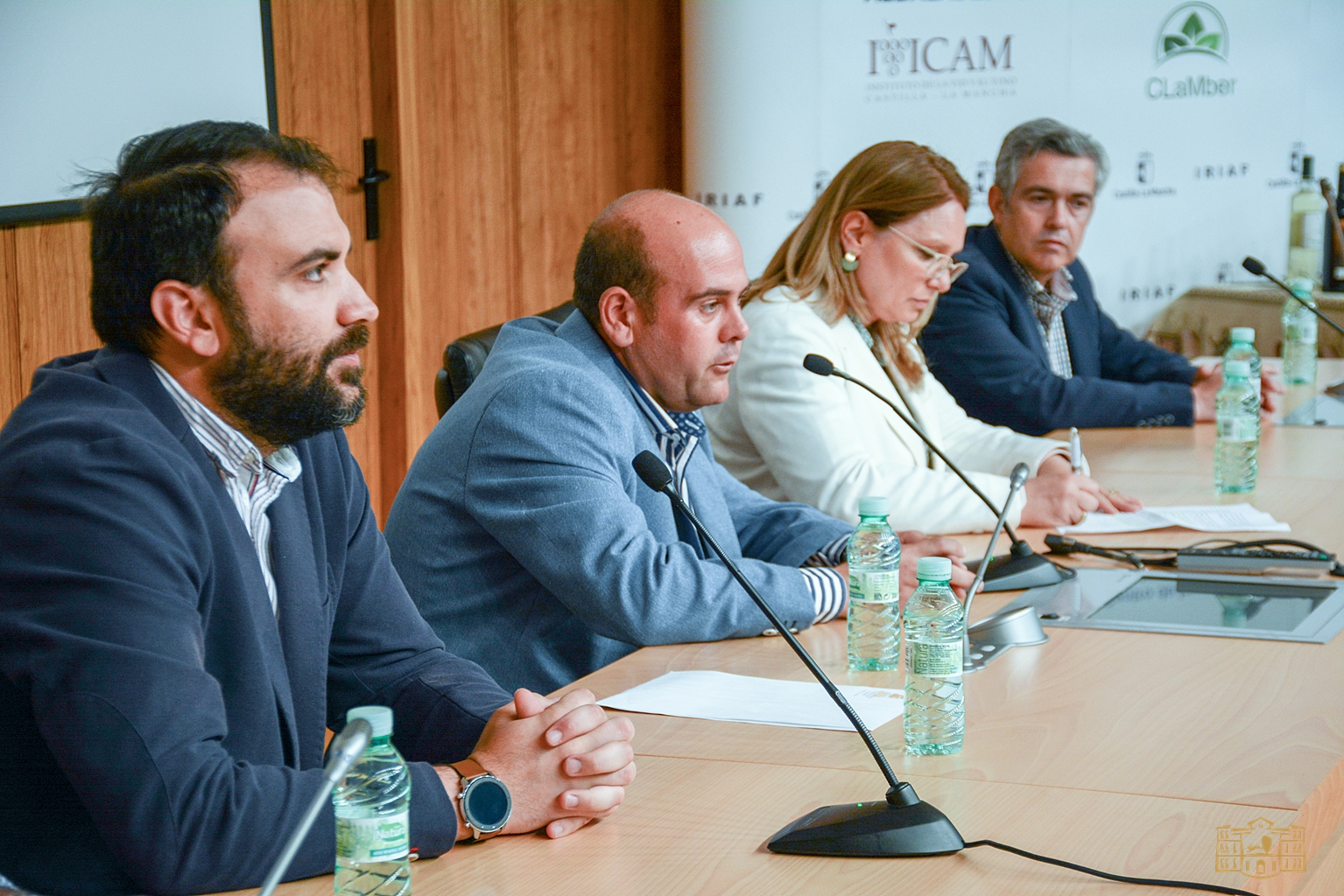 Ayuntamiento y Hermandad de San Isidro muestran su apoyo al sector vitivinícola en la entrega de los “XV Premios Bombo” a la calidad de los vinos de Castilla-La Mancha