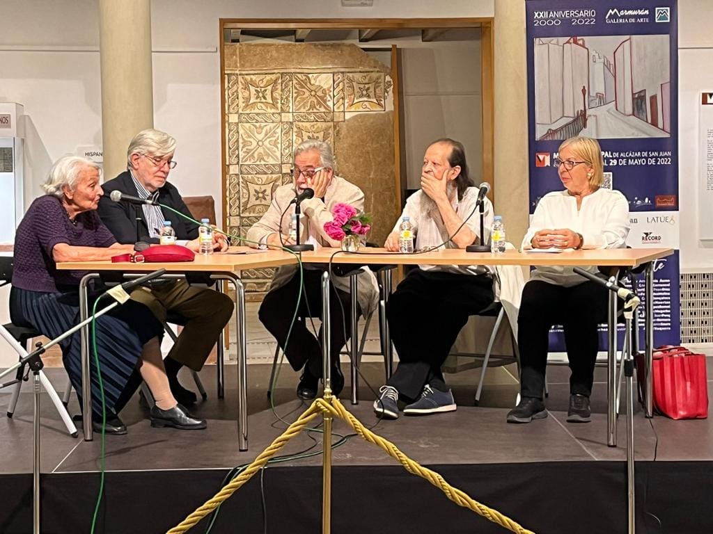 Críticos prestigiosos en la segunda mesa “Con Arte” en el XXII Aniversario De La Galería Marmurán