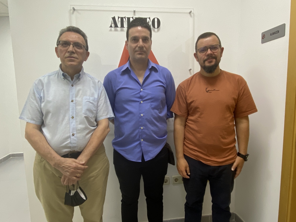 El poeta Aarón García presenta “España y sus asesinos” en el que describe “lo que somos y lo que hemos hecho”