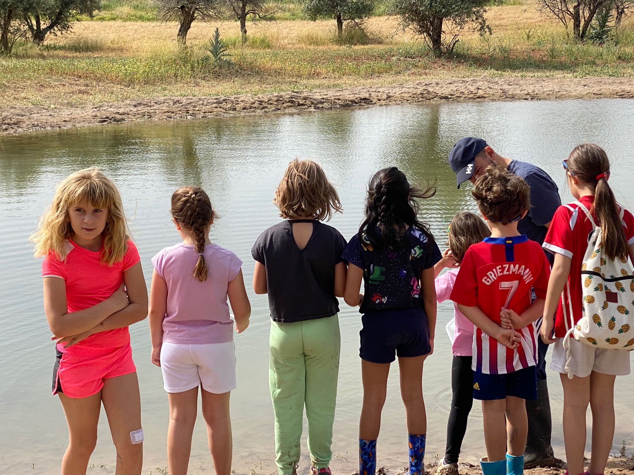 Visita a la charca de anfibios dentro del las actividades del Día de la Biodiversidad