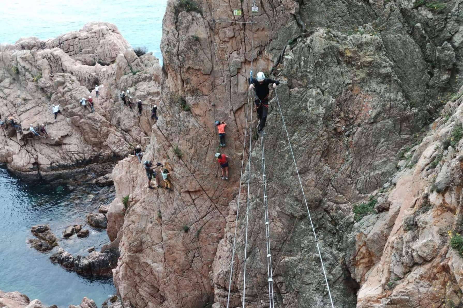 Catalunya y sus paisajes para realizar vías ferratas, de la mano de Sea & Mountain Experiences