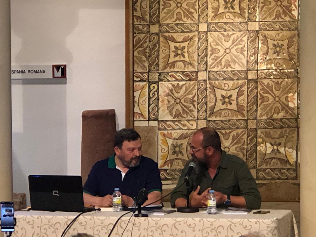 El Museo Municipal acoge la presentación del libro “Camino de Caminos” de Miguel Ángel Darriba