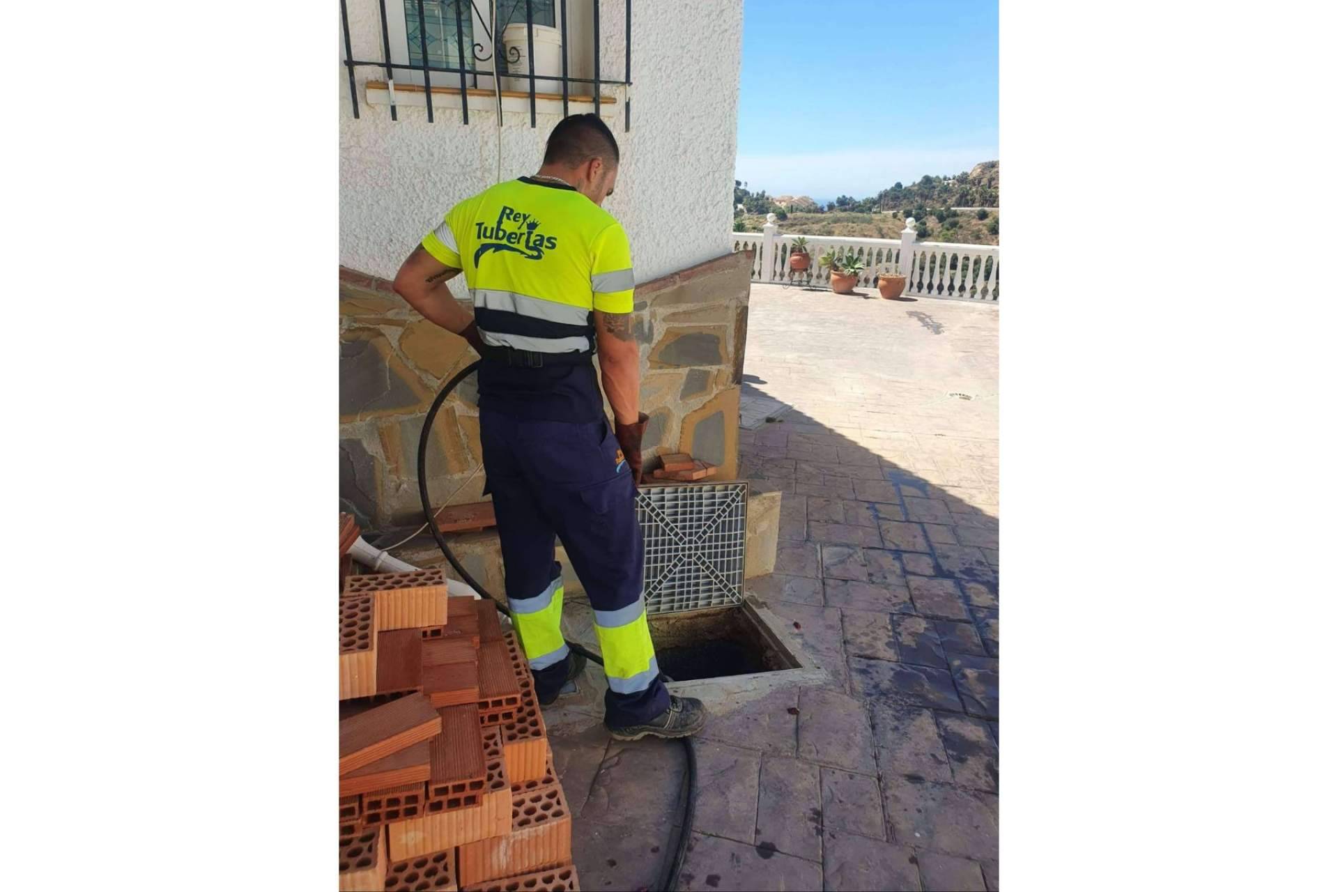 Rey Tuberías ofrece su servicio de saneamiento doméstico e industrial