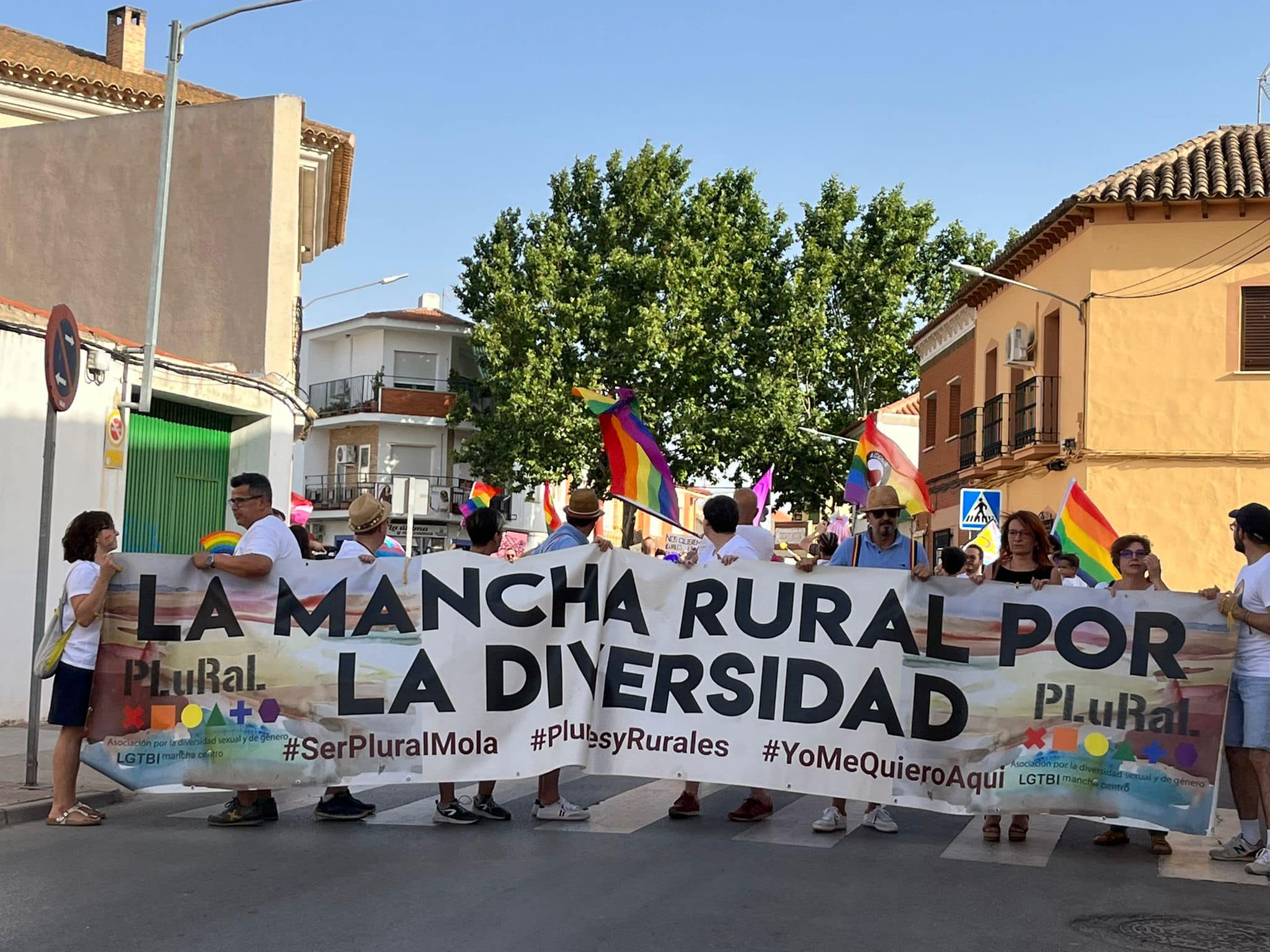 Éxito de la primera marcha Rural por la diversidad que se celebraba en Alcázar de San Juan