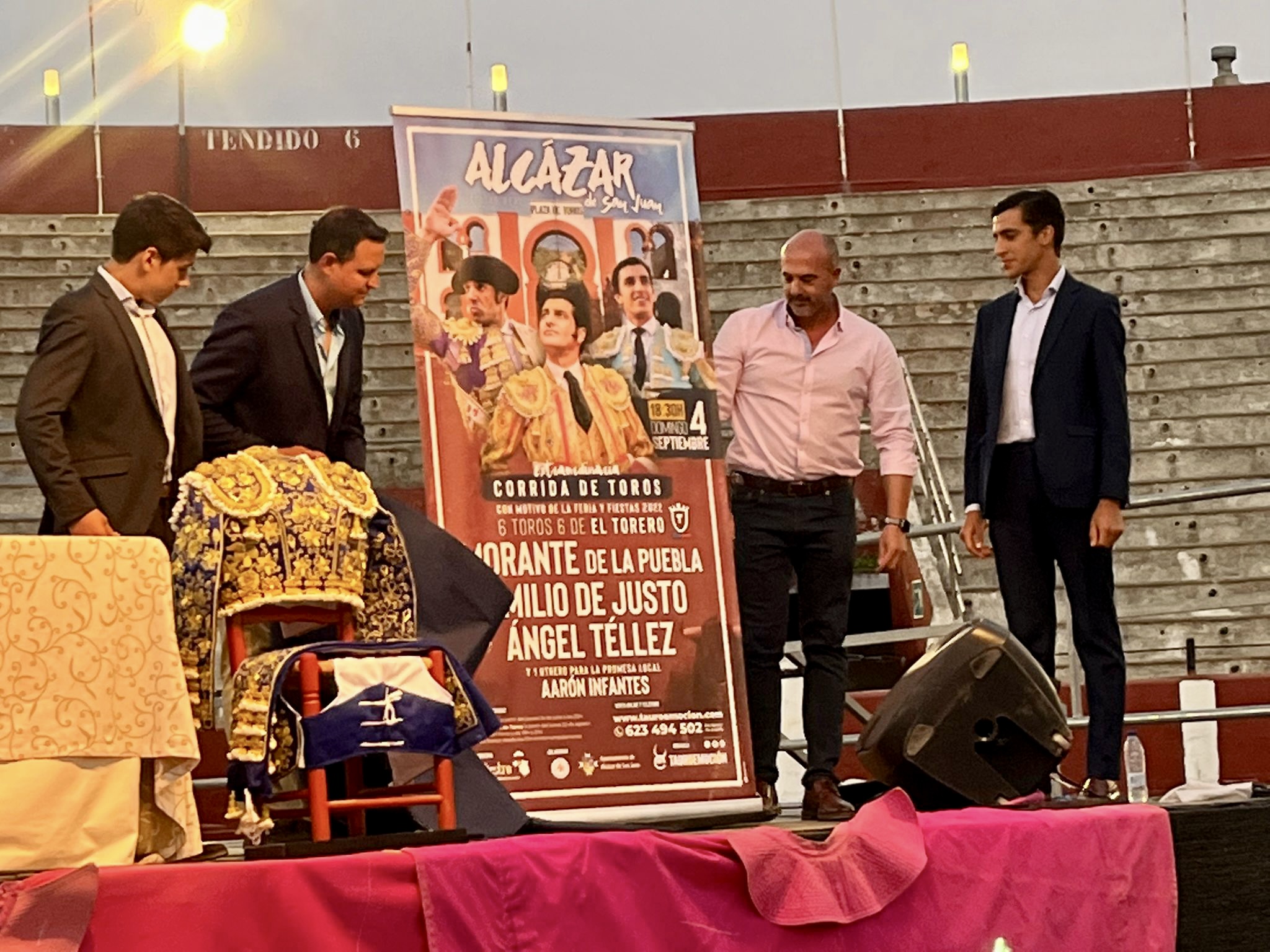 Morante, de Justo, Téllez y el novillero Aarón Infantes, en la corrida de la Feria de Alcázar
