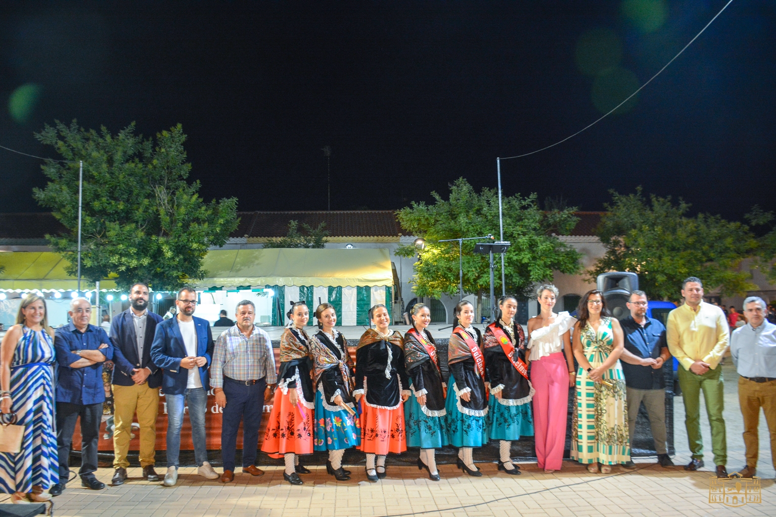 Mucho público e ilusión a raudales en el inicio de las fiestas del Barrio del Carmen