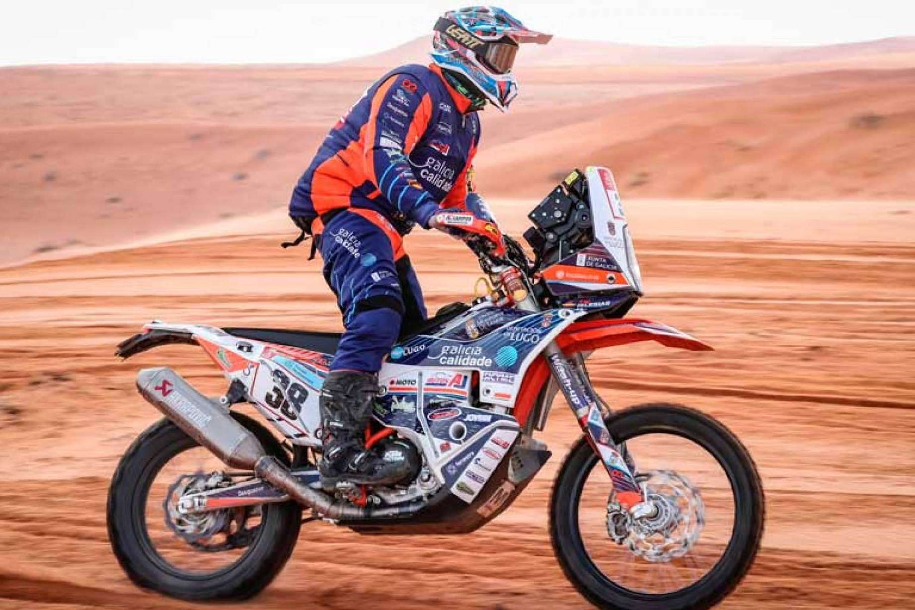 Ropa deportiva off road personalizada, de la mano de ADHESIVOSEMBARRADOS