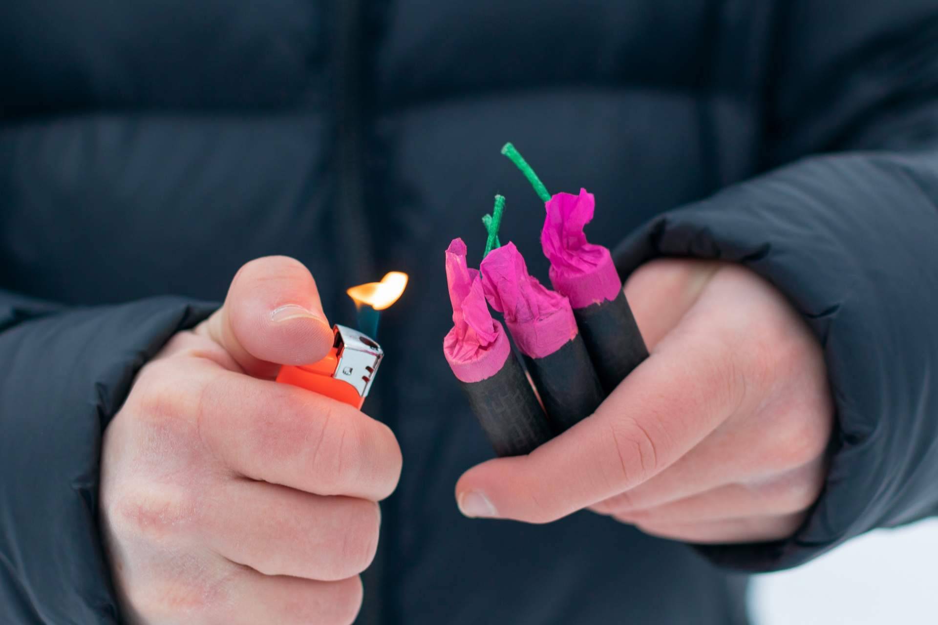 Ofertas en pirotecnia con Petardos AM, una amplia gama de petardos y fuegos artificiales