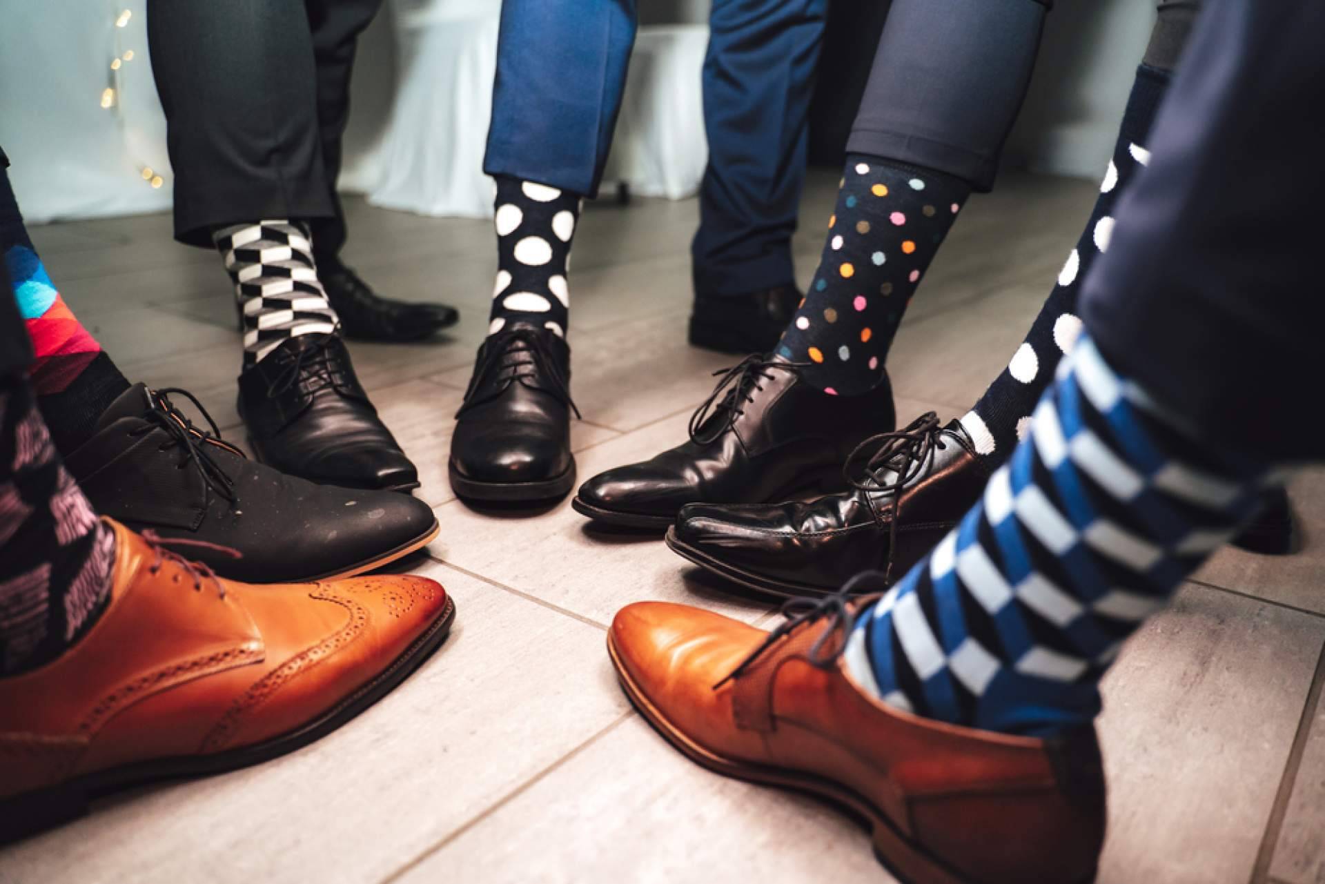 Los calcetines altos como clave de un look elegante, con Socks Market