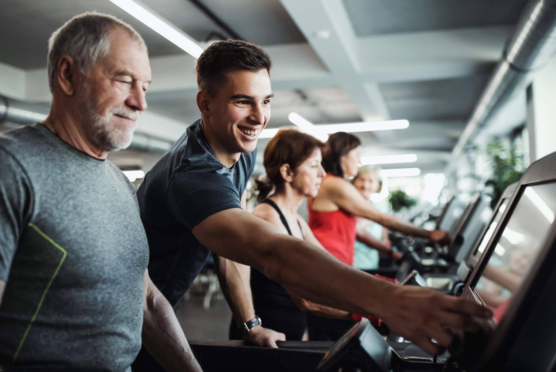 La facilidad para encontrar un centro cerca con DeGimnasios y los beneficios del entrenamiento físico