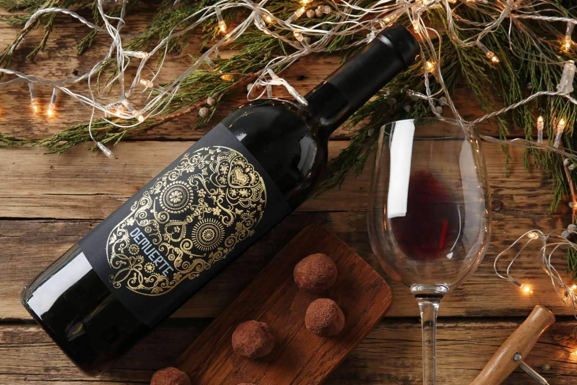 Beber un vino, con DEMUERTE WINES