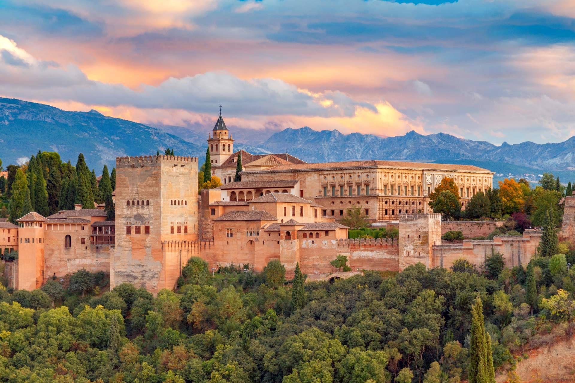 ¿Cómo hacer que la Alhambra de Granada sea una visita inolvidable?