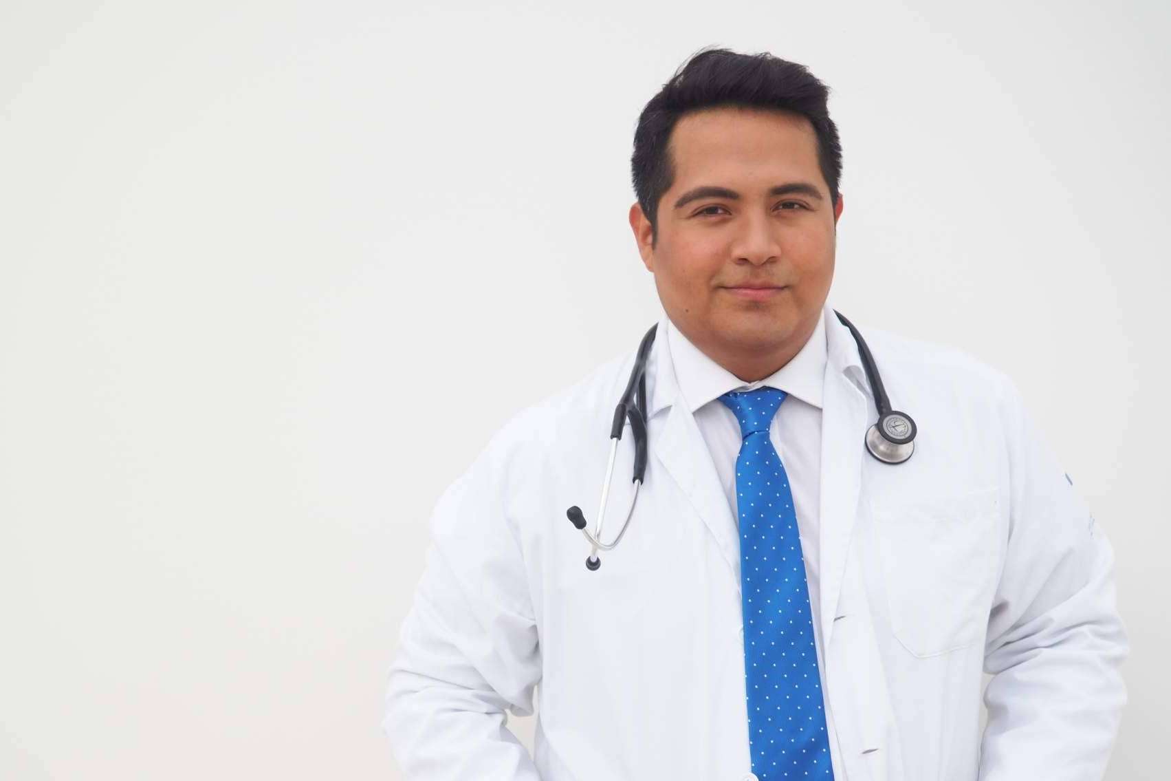 La asistencia y ponencias del Dr. Espinosa Custodio en los diferentes congresos sobre la lucha contra la calvicie