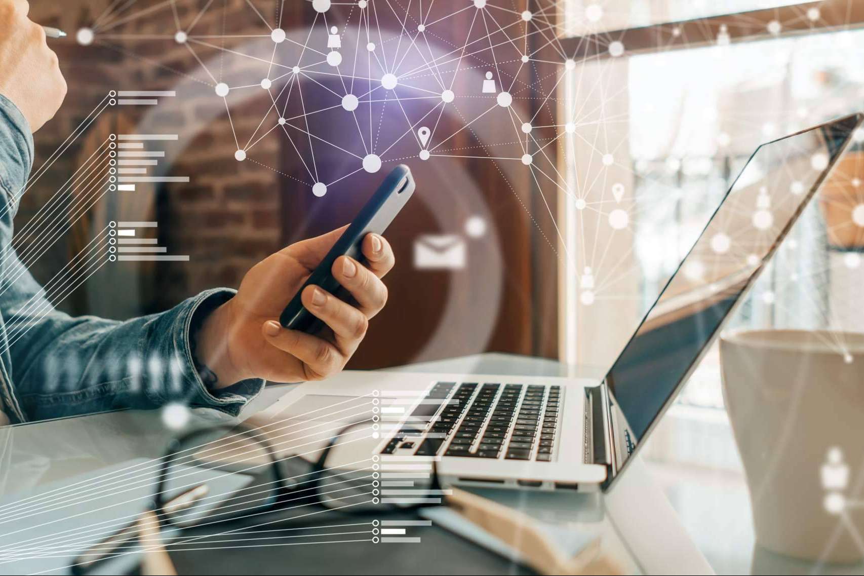 Acceder a contenido relacionado con post patrocinados y artículos de tecnología, con Páginasweb.tech