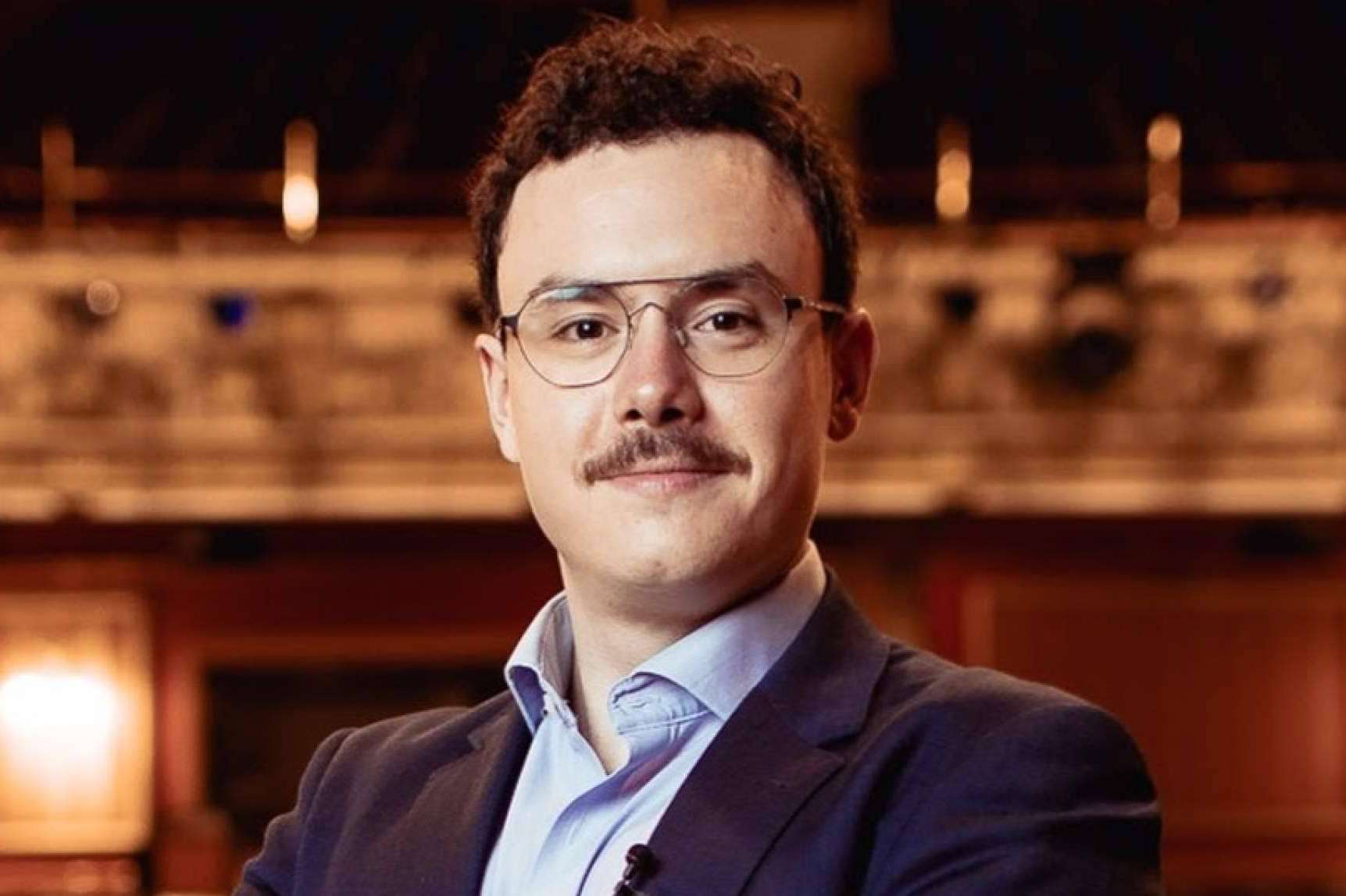 En qué consiste el podcast Saber Comunicar de Fernando Miralles