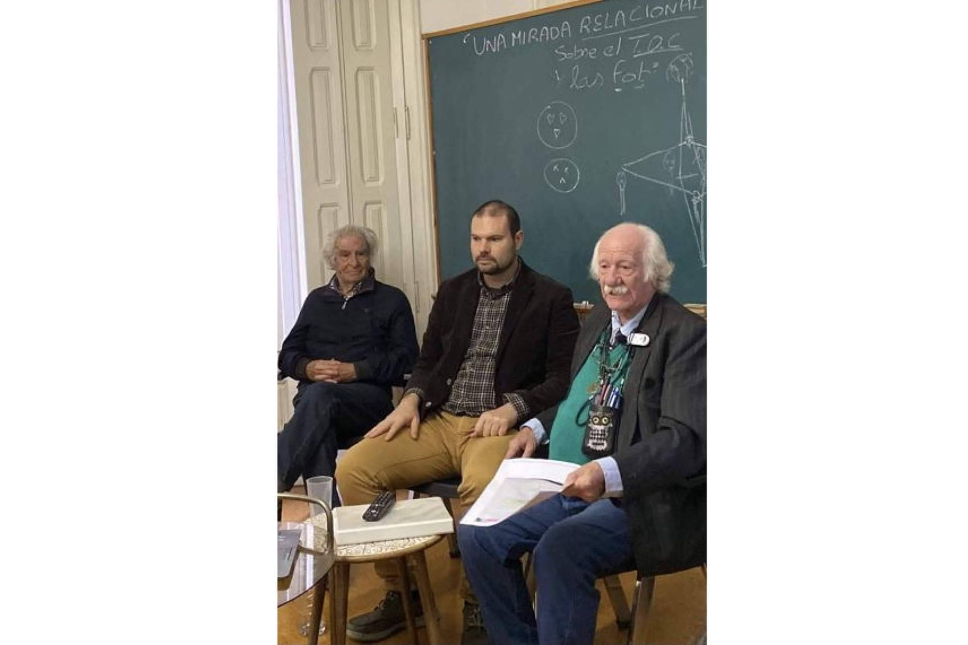 El seminario de Carmine Saccu sobre TOC y Fobias realizado en el Centre de Teràpia Familiar de Barcelona CTFB organizado por su codirector Iván Arranz fue todo un éxito de participación