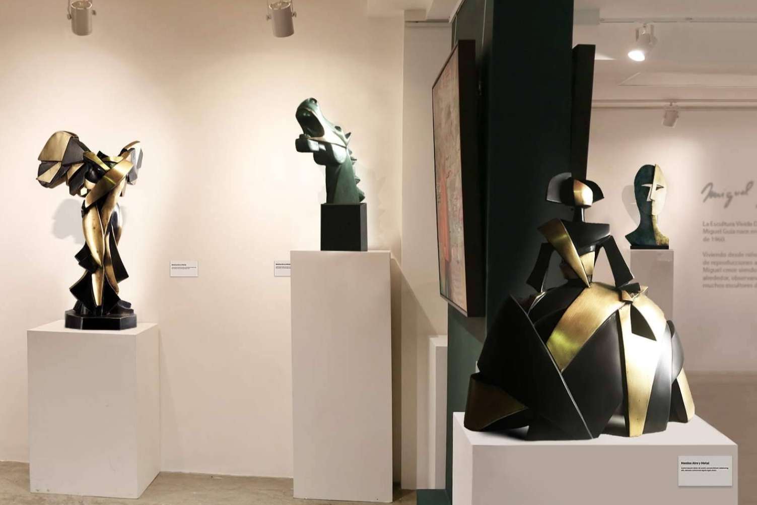 La propuesta de la escultura cubista del artista Miguel Guía