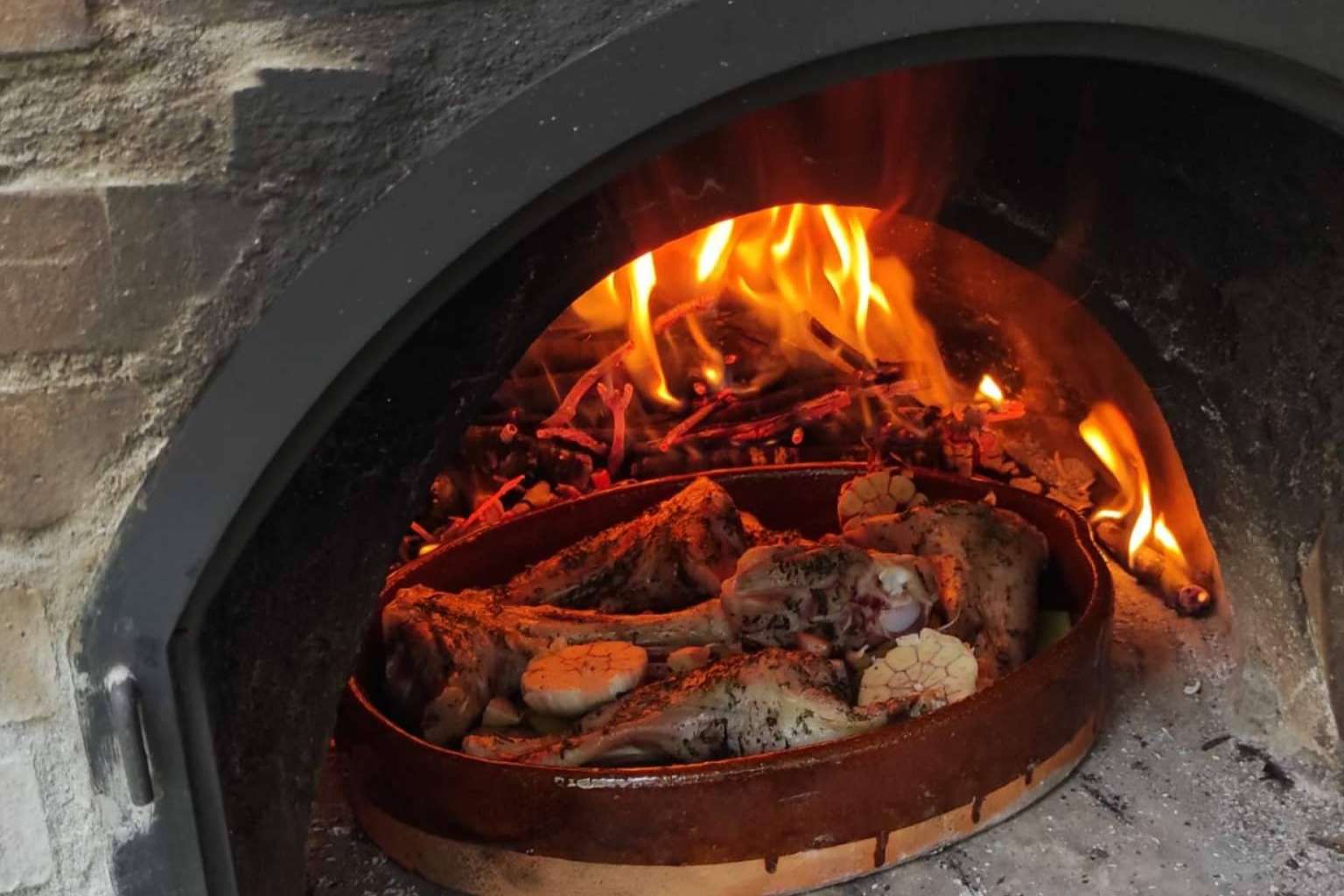 Ventajas de cocinar en hornos de leña