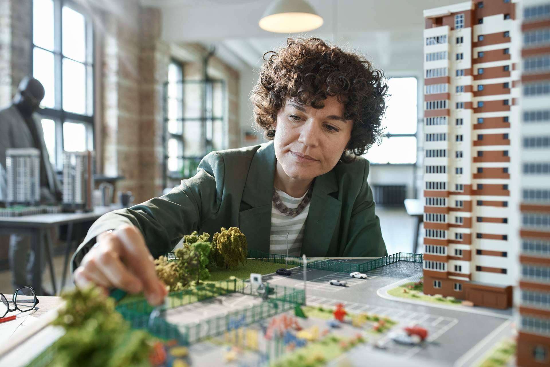 El máster online de Editeca es ideal para quienes quieren ser project manager en el sector de la construcción