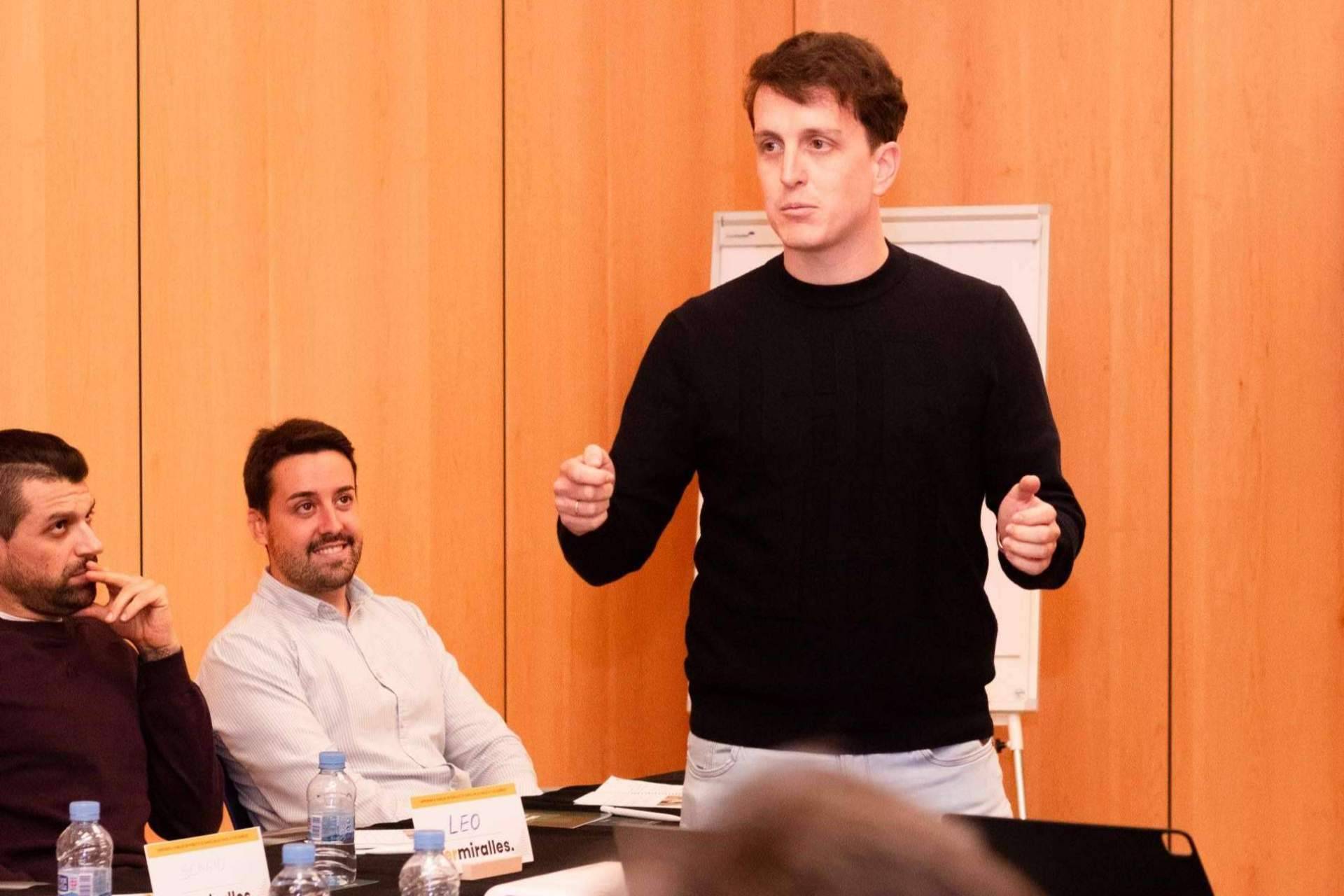 Los talleres presenciales de Fernando Miralles en España para aprender oratoria