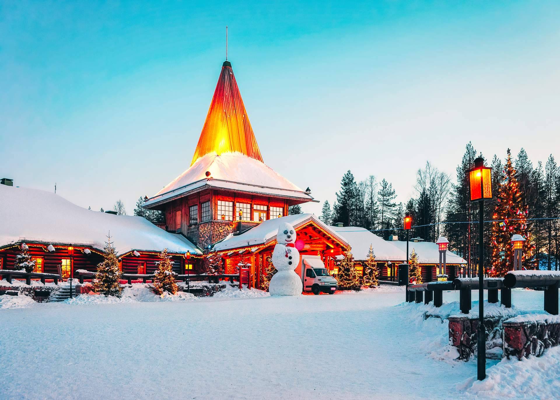 Laponia Viajes permite hacer realidad un encuentro con Papá Noel en la Laponia finlandesa