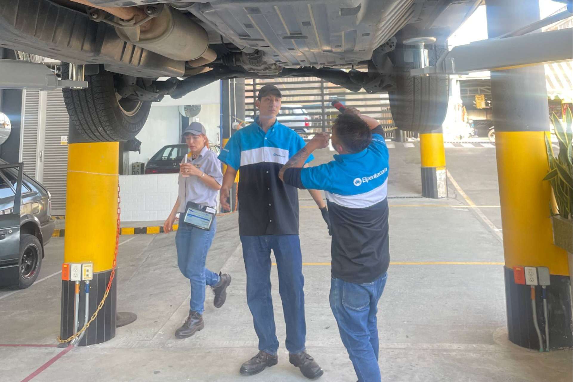 Peritajes vehiculares y comercio de coches usados, de la mano de expertos