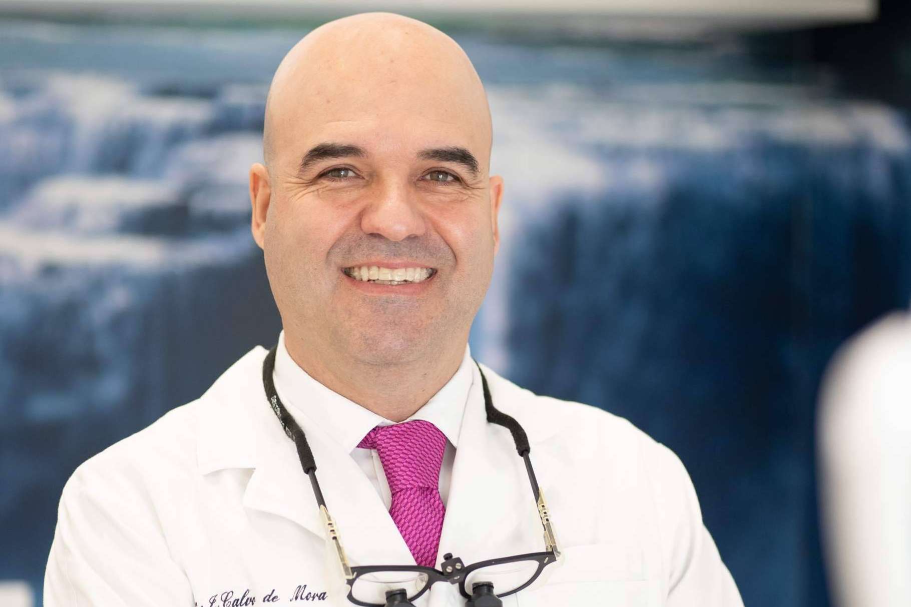 La clínica especializada en servicios odontológicos y cirugía maxilofacial, Clínica Calvo de Mora