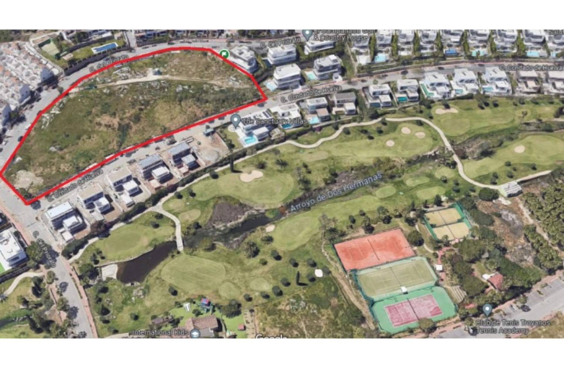Eactivos.com brinda la oportunidad de pujar por un lote de 15 parcelas en una exclusiva zona residencial de Estepona