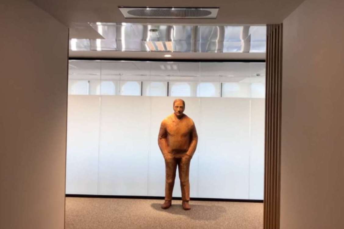 El cristal inteligente de OfficeDeco. ¿Qué características presenta?