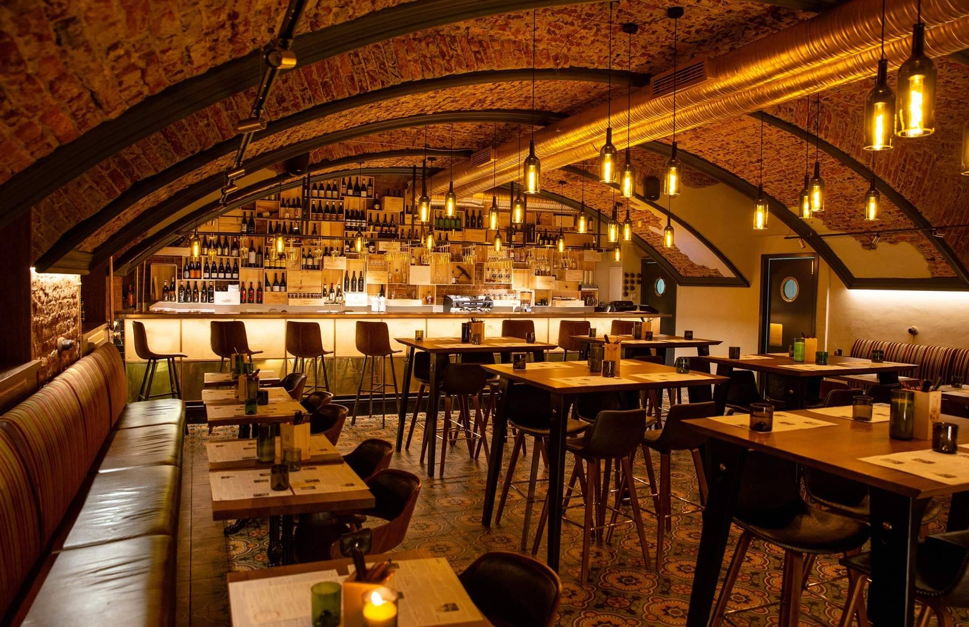 INDAStudio y el interiorismo de bares y cafeterías