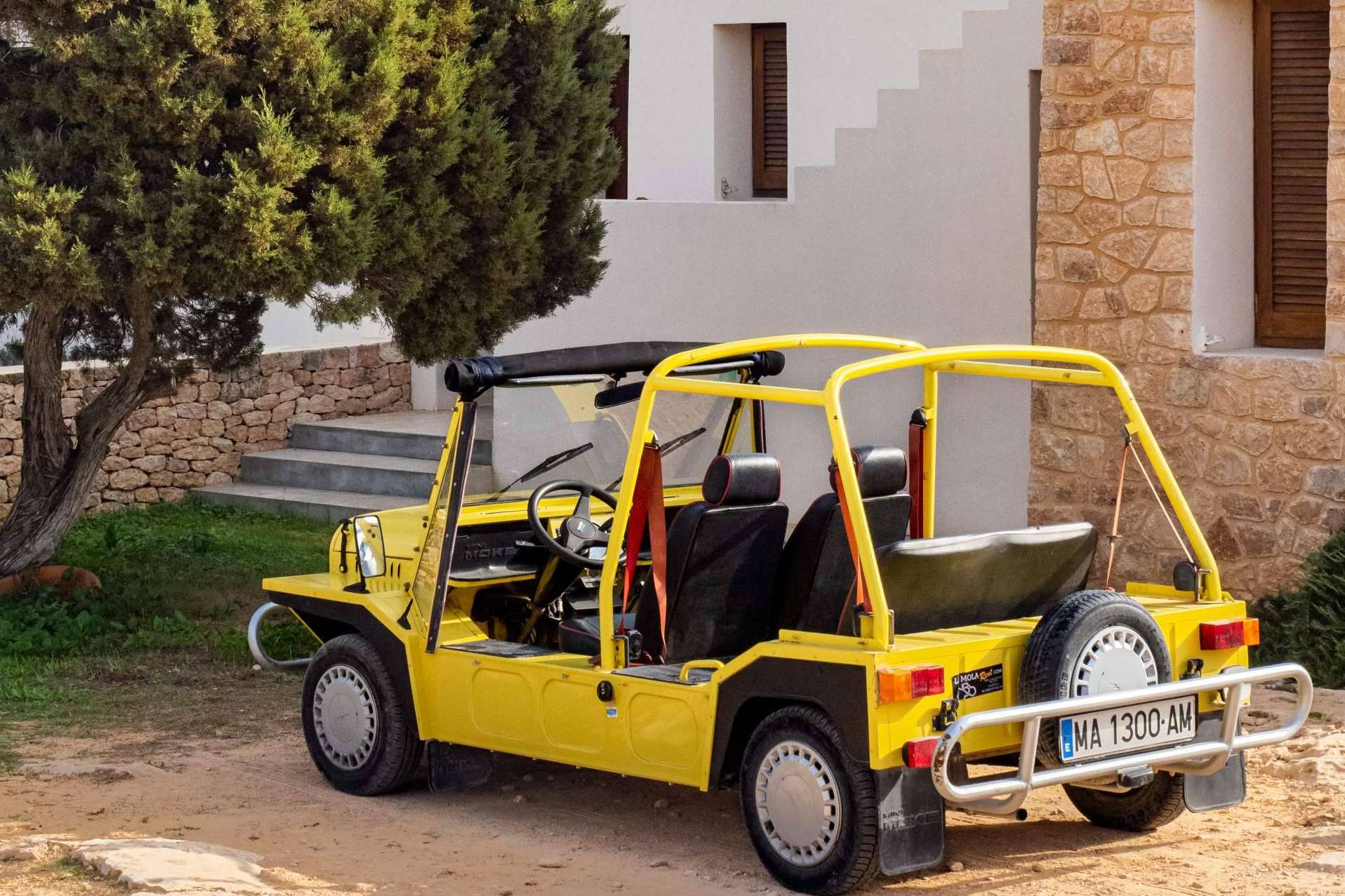 Can Corda ofrece alquileres de viviendas vacacionales diseñadas al estilo típico mediterráneo en Formentera