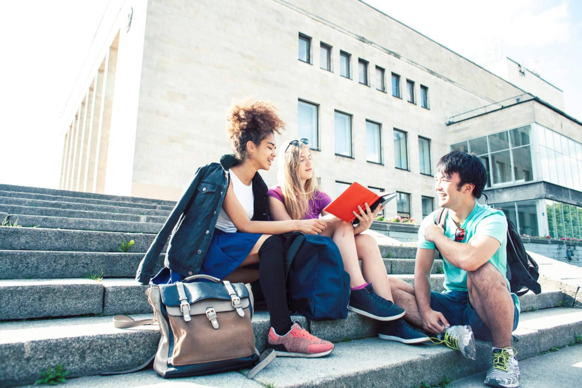 ESIE entre las mejores escuelas de negocios según rankings 2024