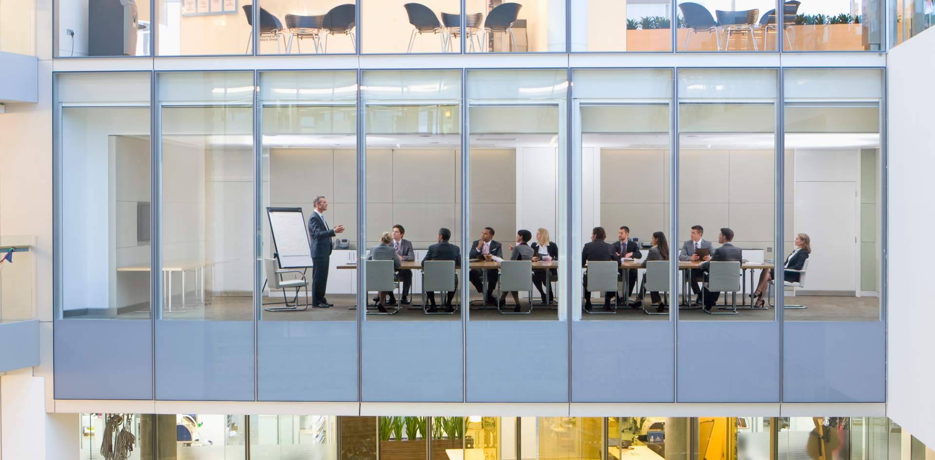 ESIE, formación flexible y adaptada para profesionales de negocios