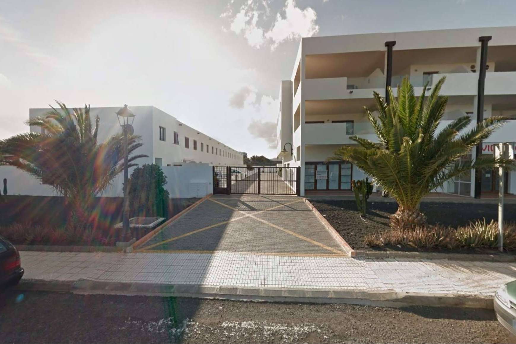 A la venta un aparcamiento subterráneo en Costa Teguise valorado en más de un millón y medio de euros